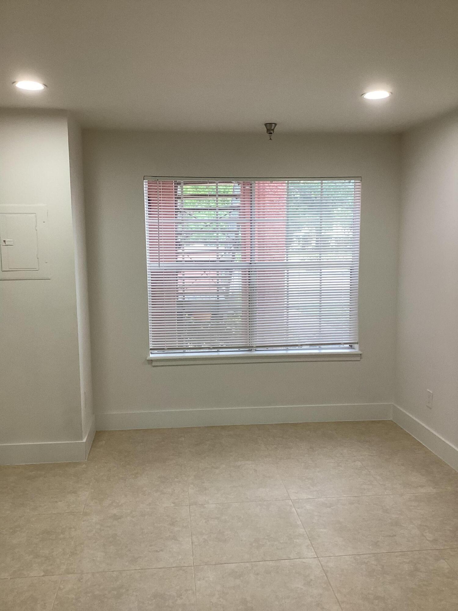 1011 Crystal Way G