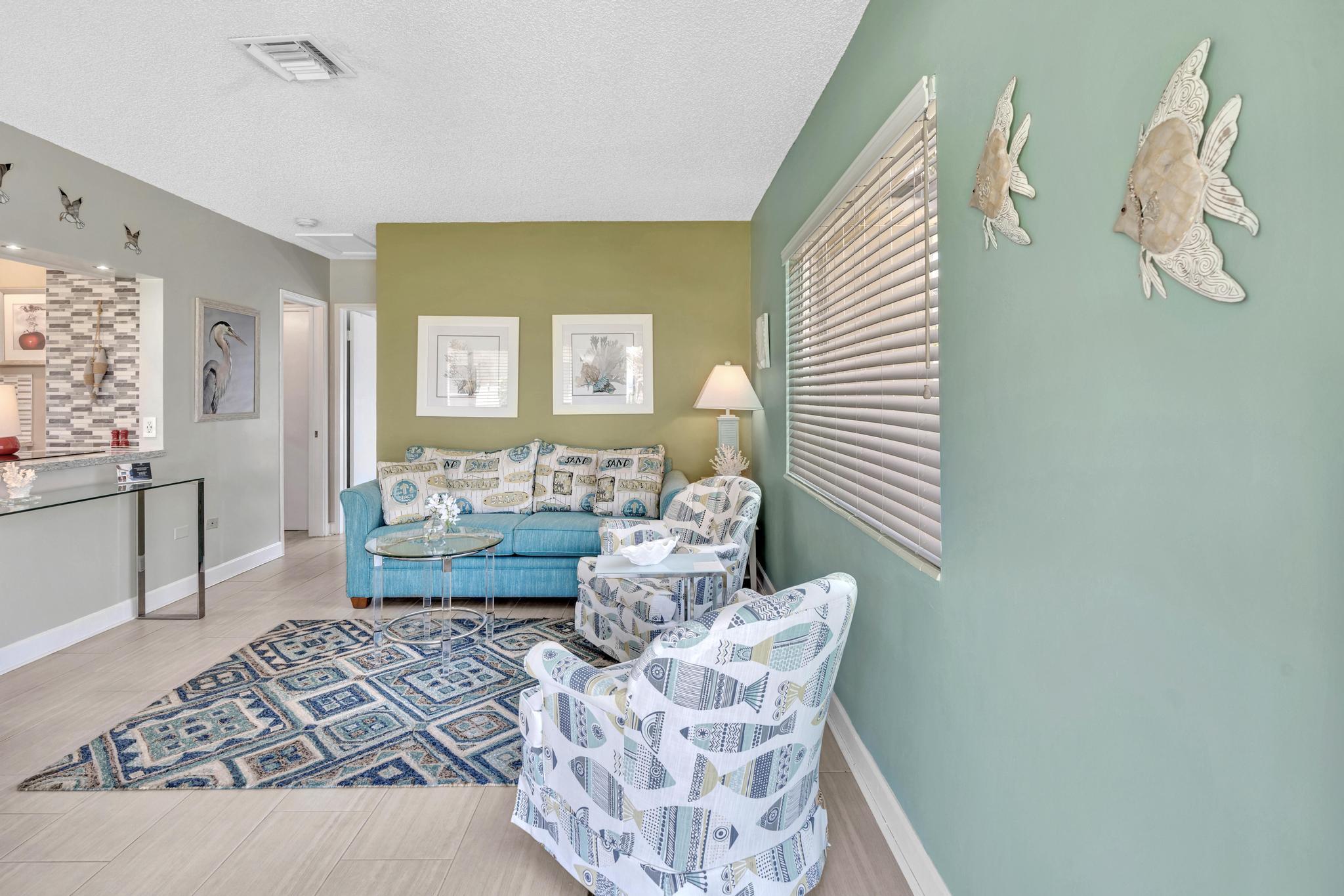 1225 Hillsboro Mile R1