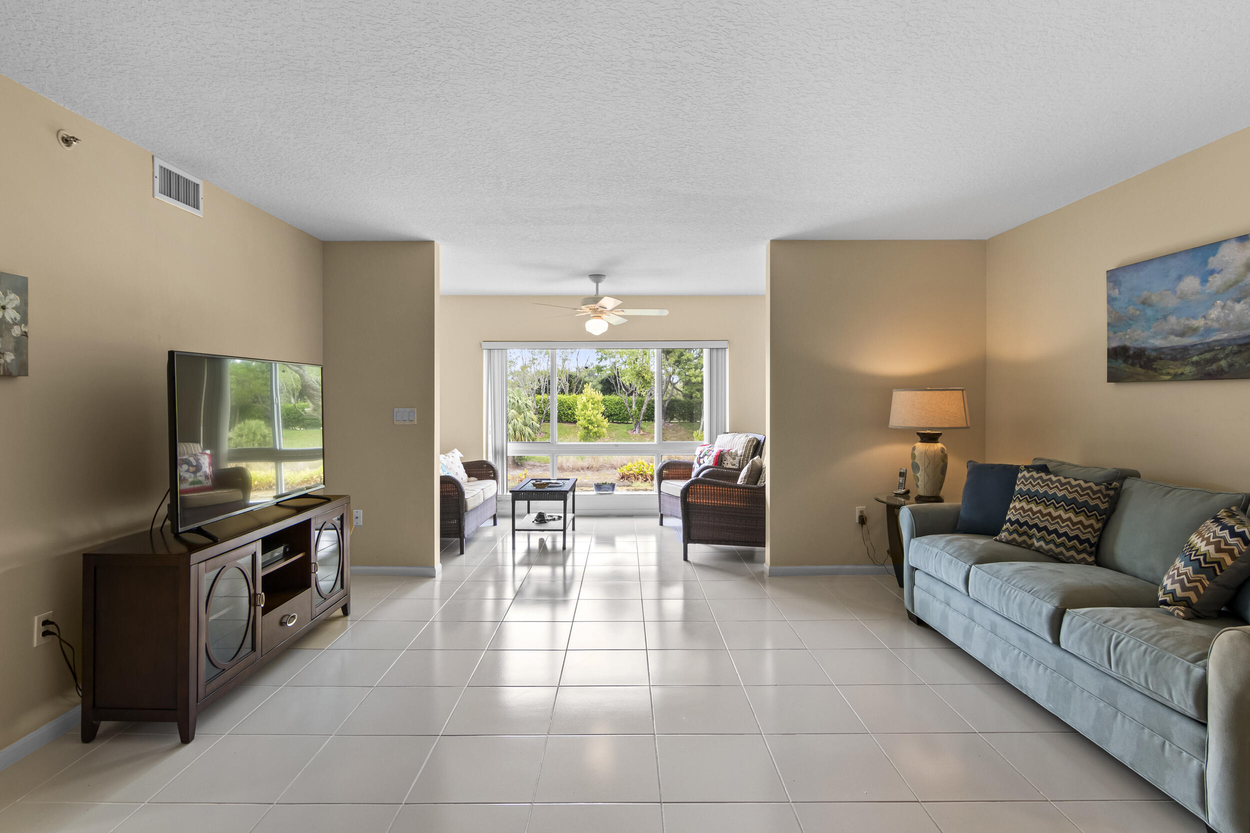 5906 Crystal Shores Drive 202