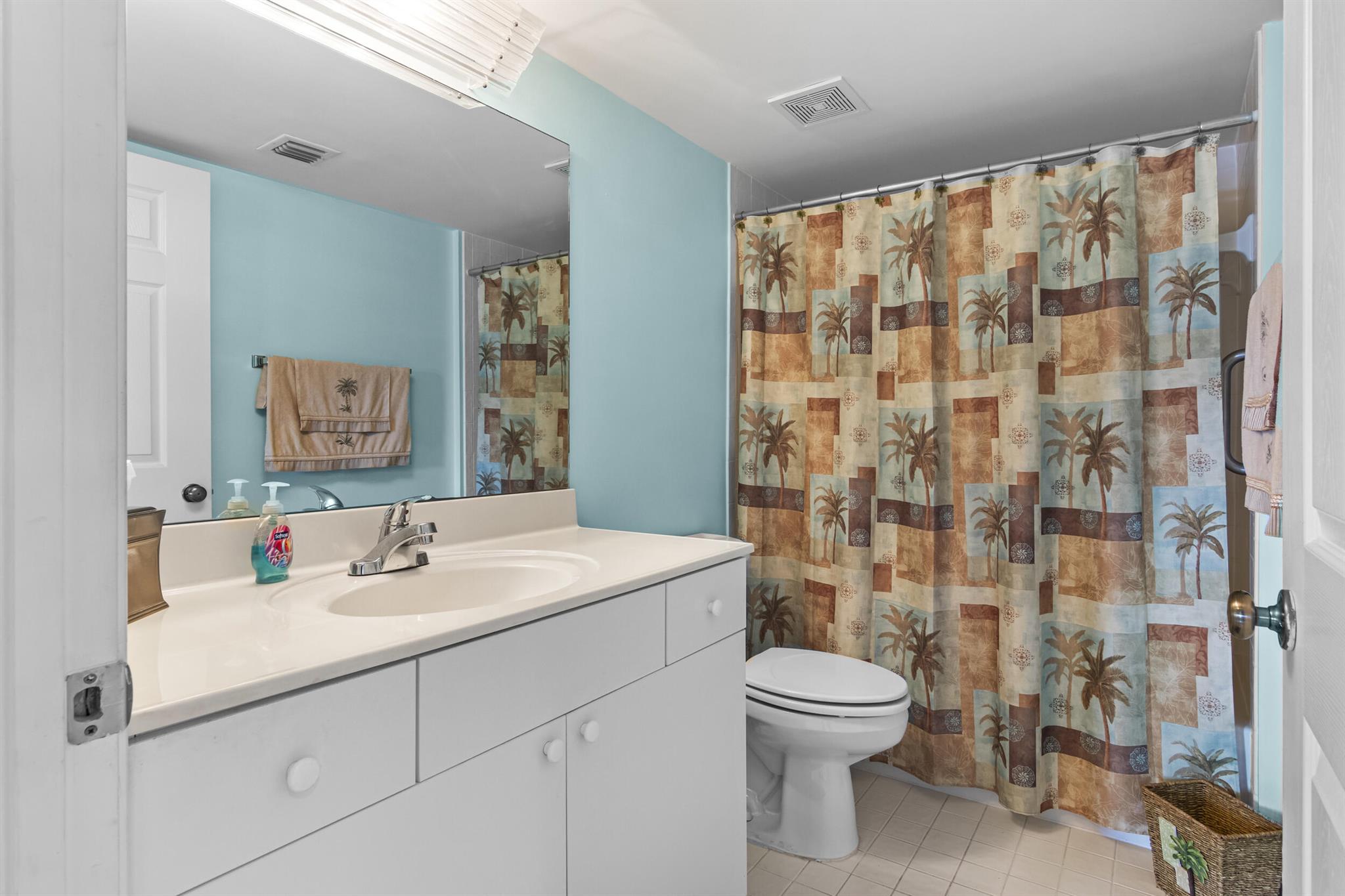 5906 Crystal Shores Drive 202