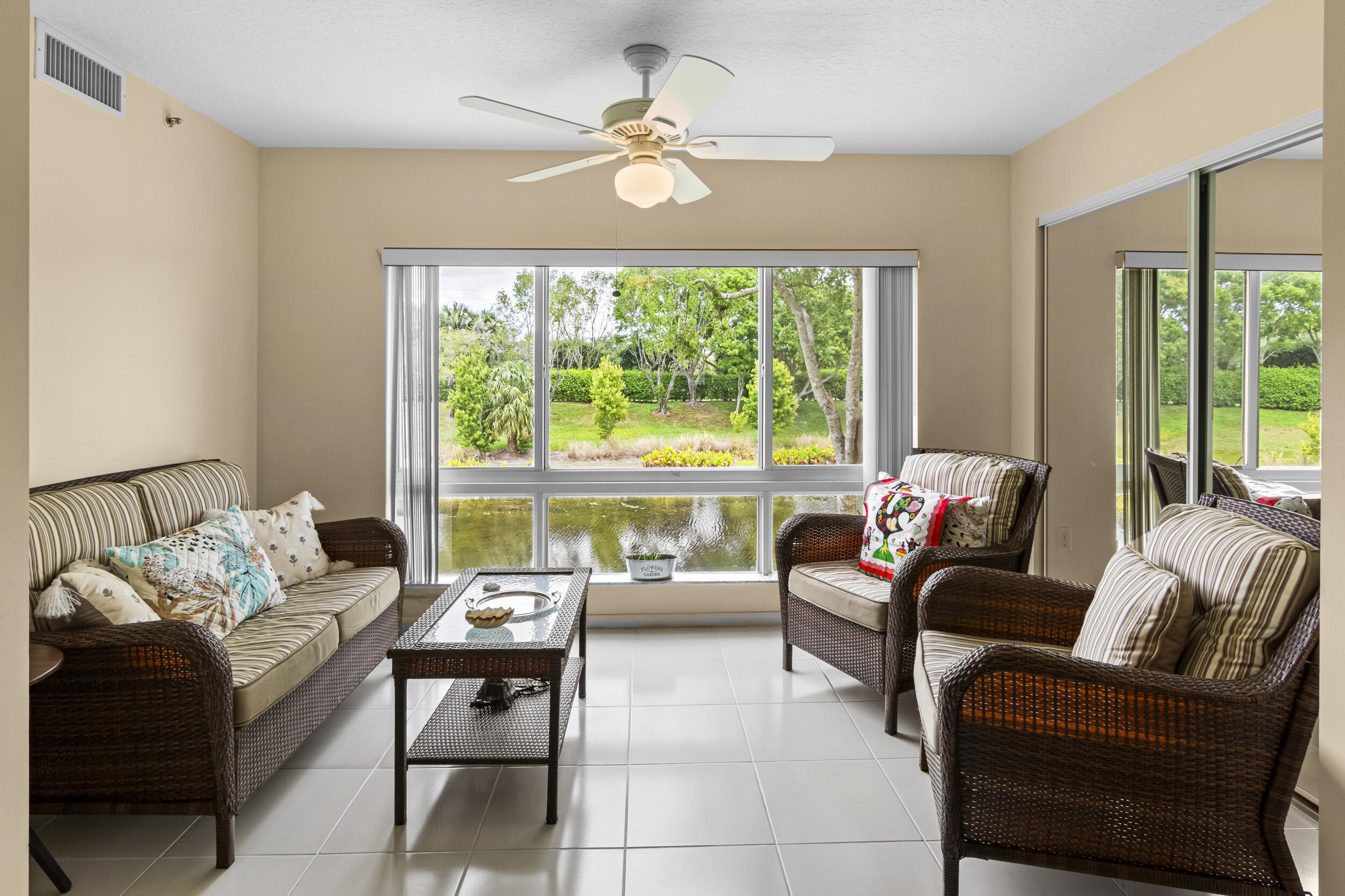 5906 Crystal Shores Drive 202