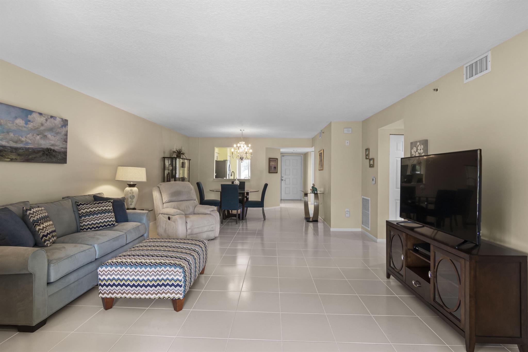 5906 Crystal Shores Drive 202