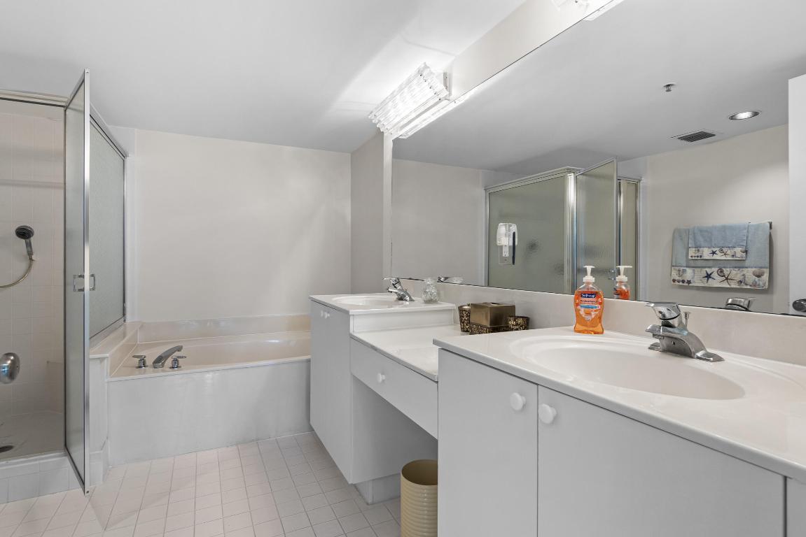 5906 Crystal Shores Drive 202