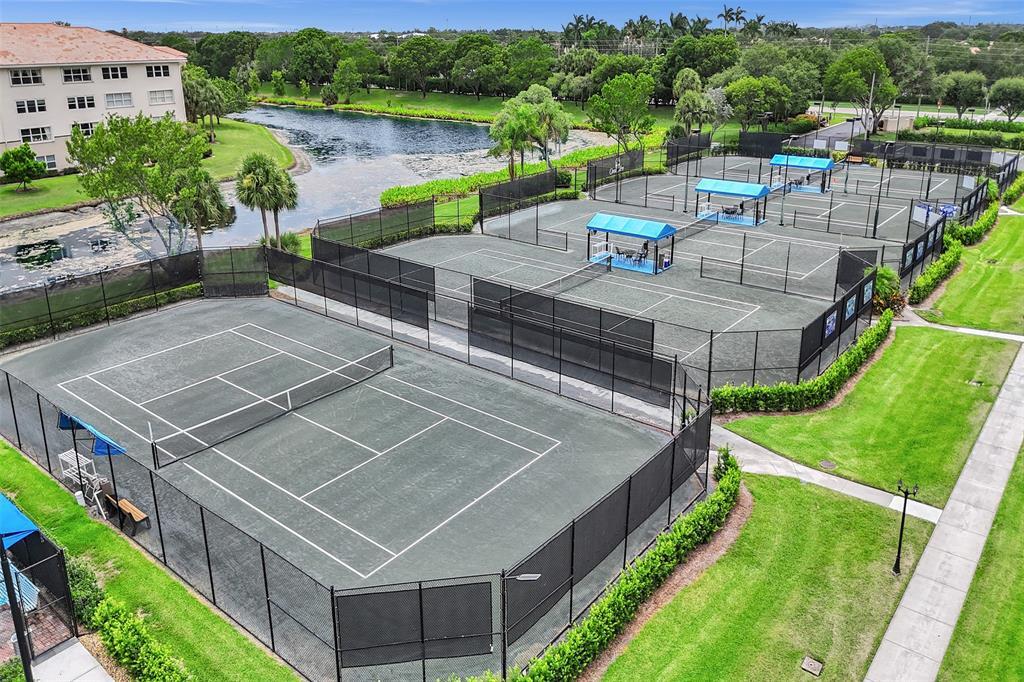 5906 Crystal Shores Drive 202