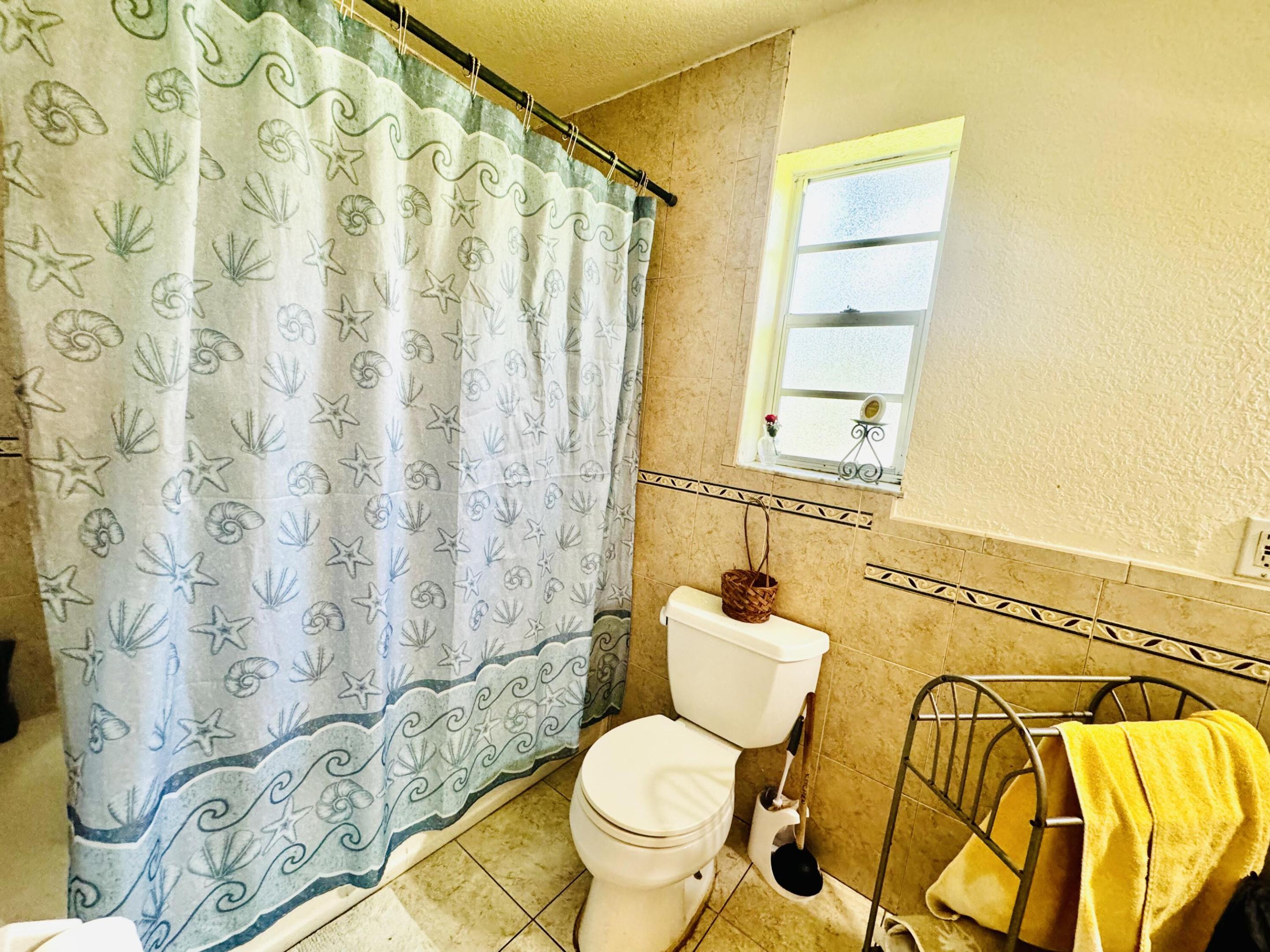 6600 NW 24th St Street