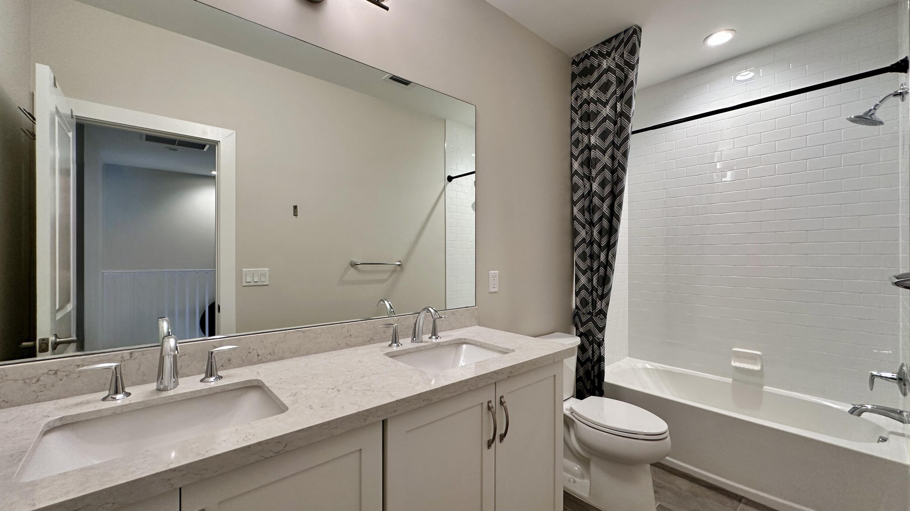 1832 Sandpiper Pointe Place