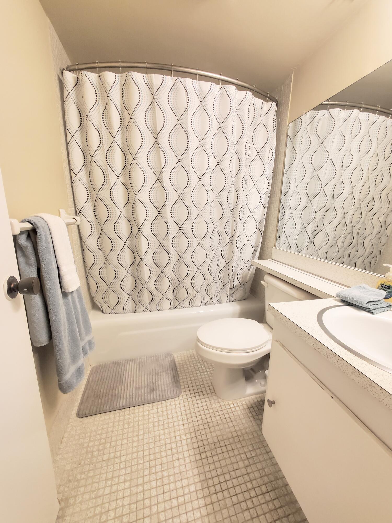 5530 N Ocean Boulevard 114