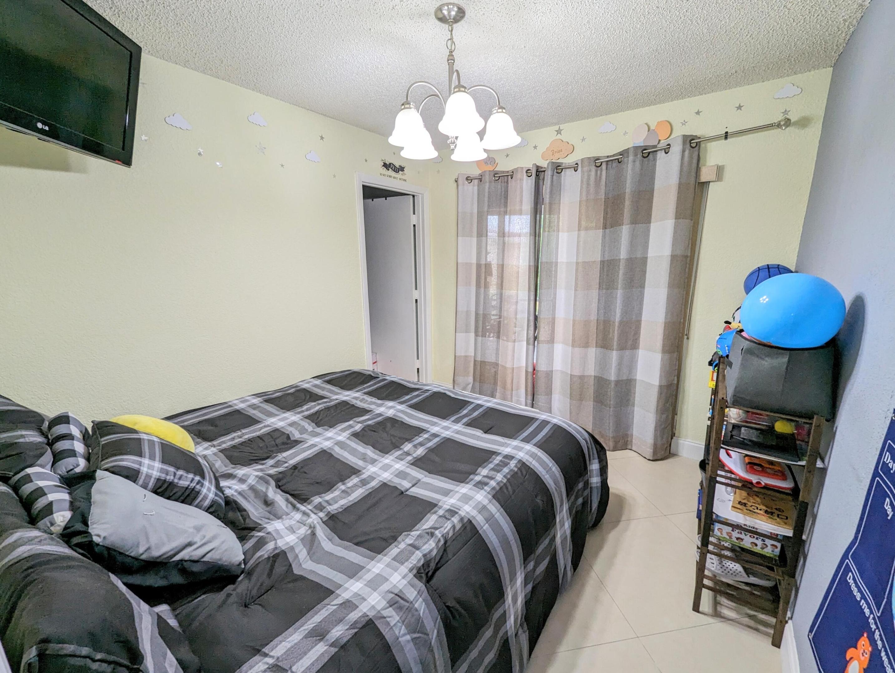 1030 NW 49th Street