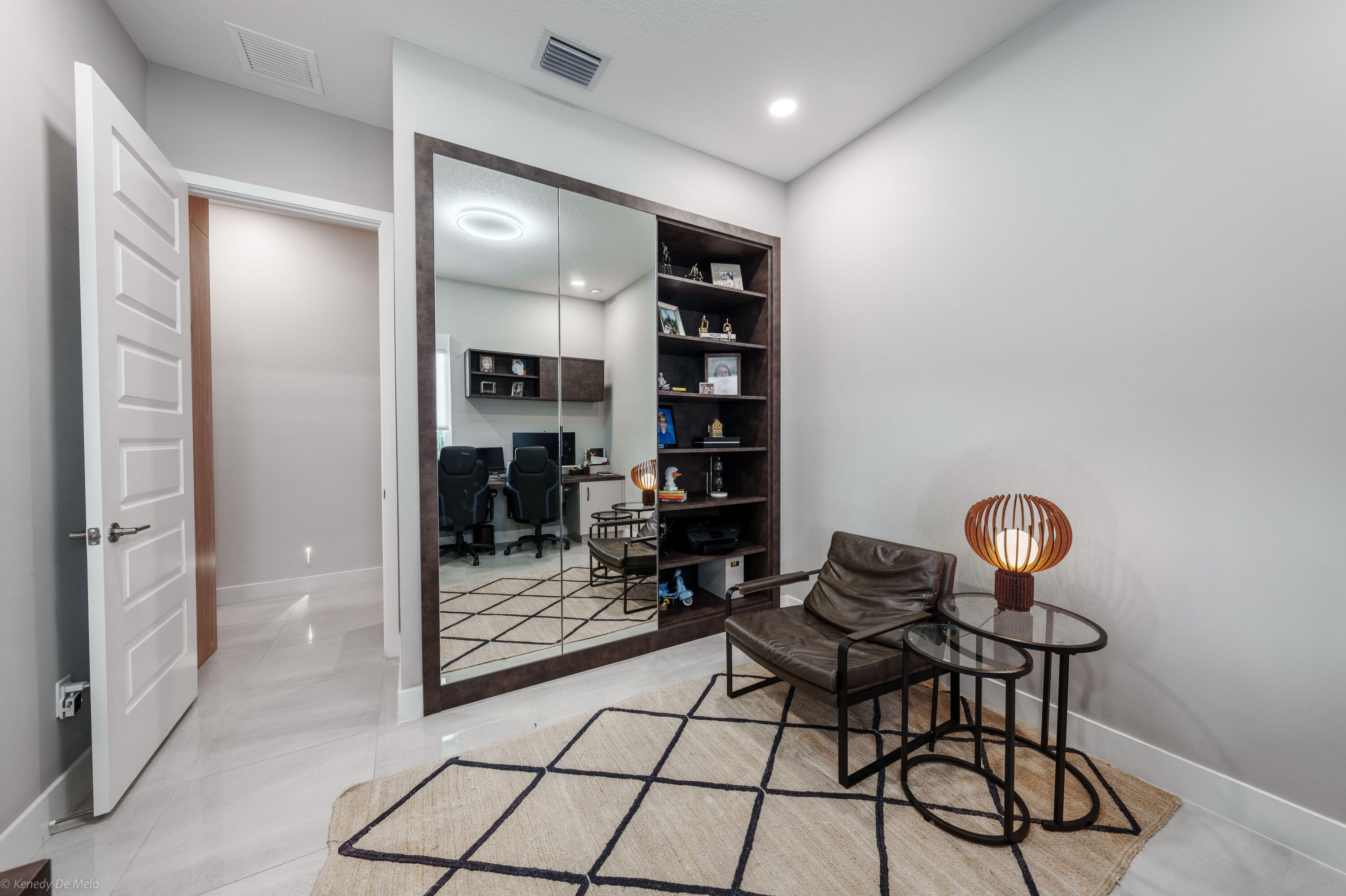 10693 N Lago Vista Circle, Parkland