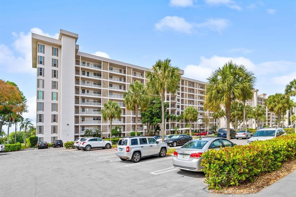 3050 N Palm Aire Drive 802