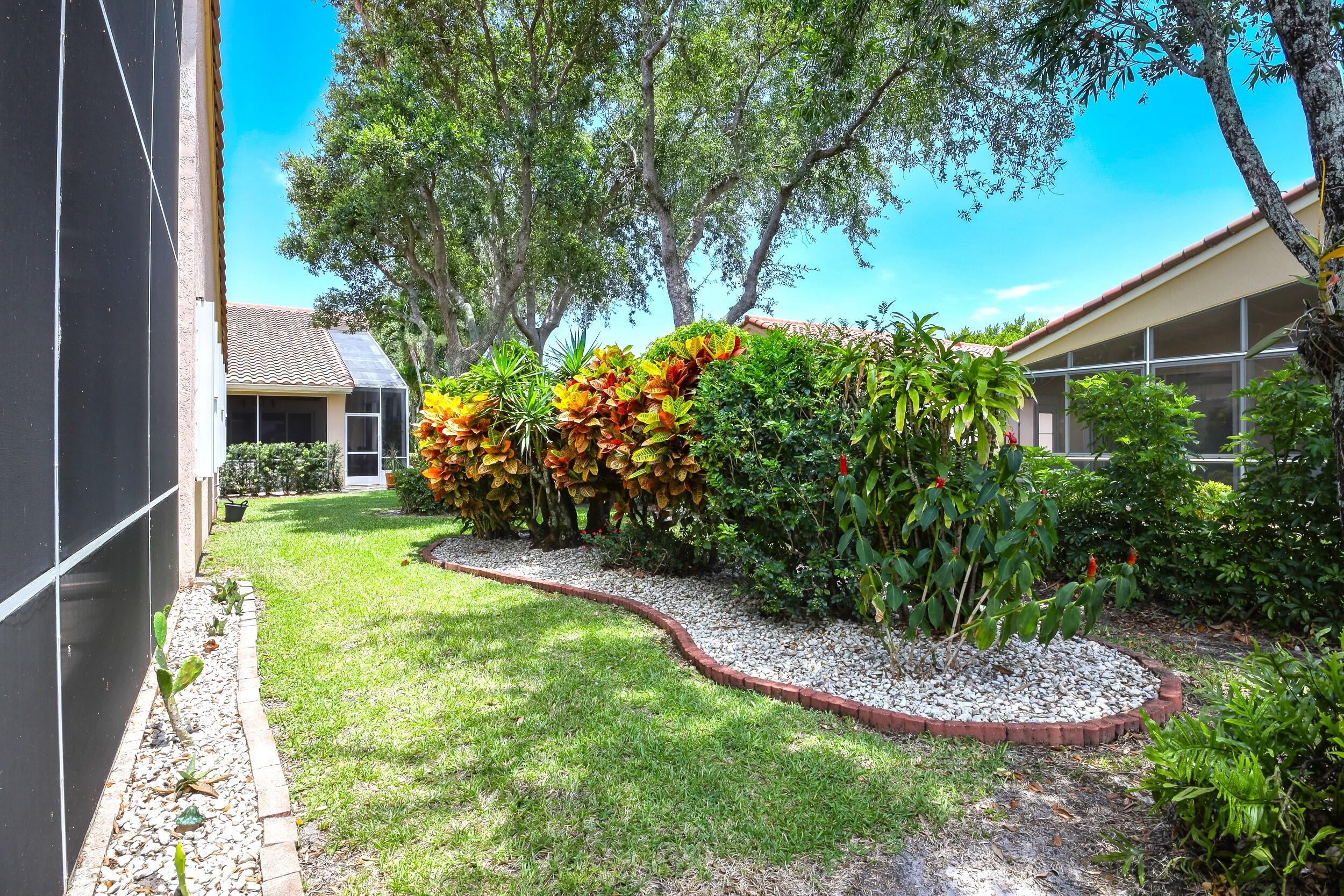 5394 Landon Circle, Boynton Beach