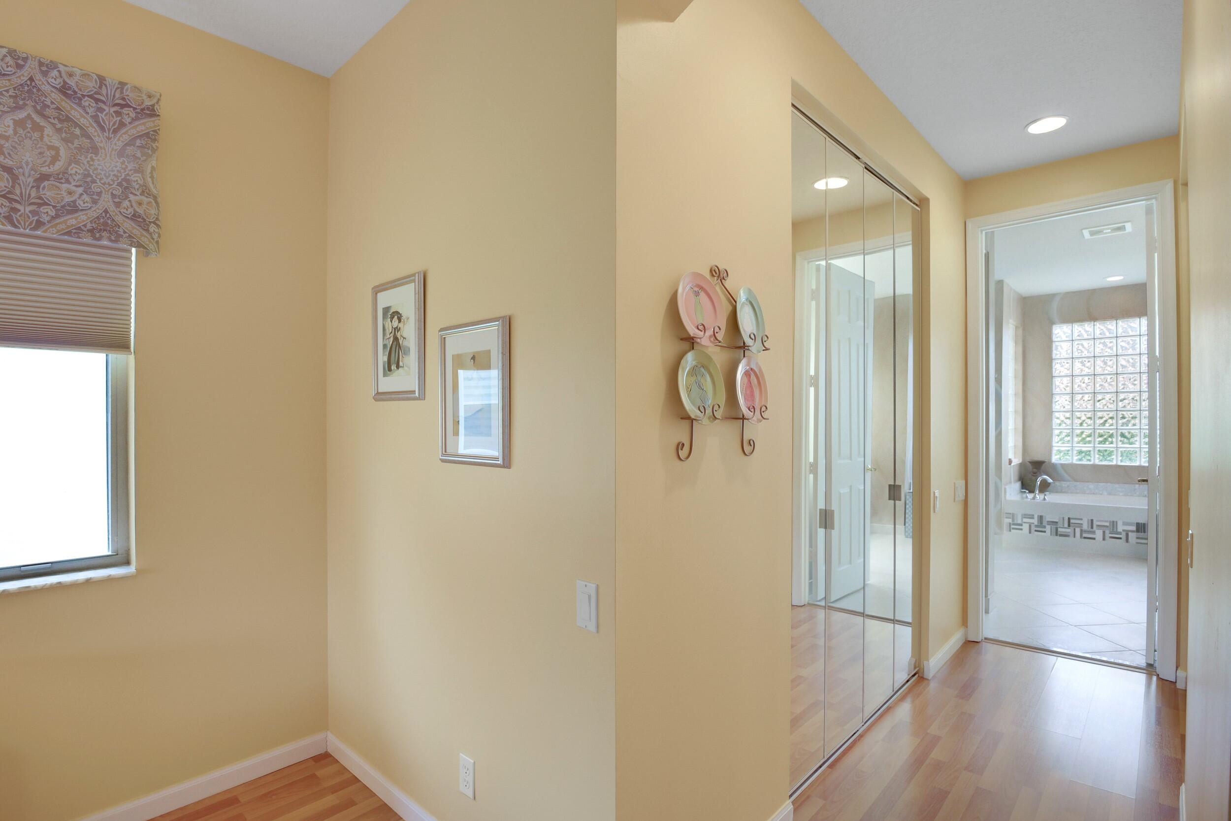 5394 Landon Circle, Boynton Beach