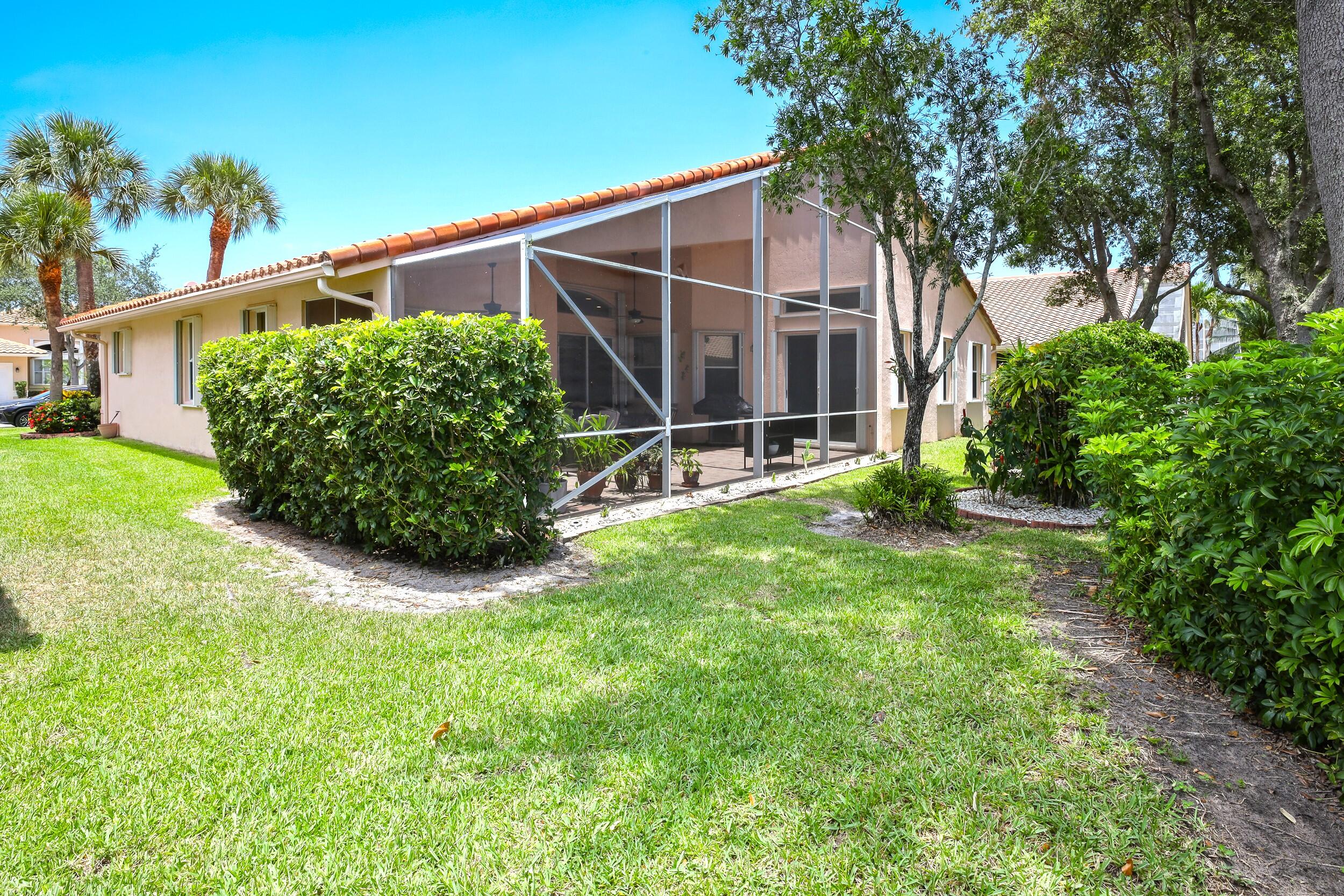 5394 Landon Circle, Boynton Beach