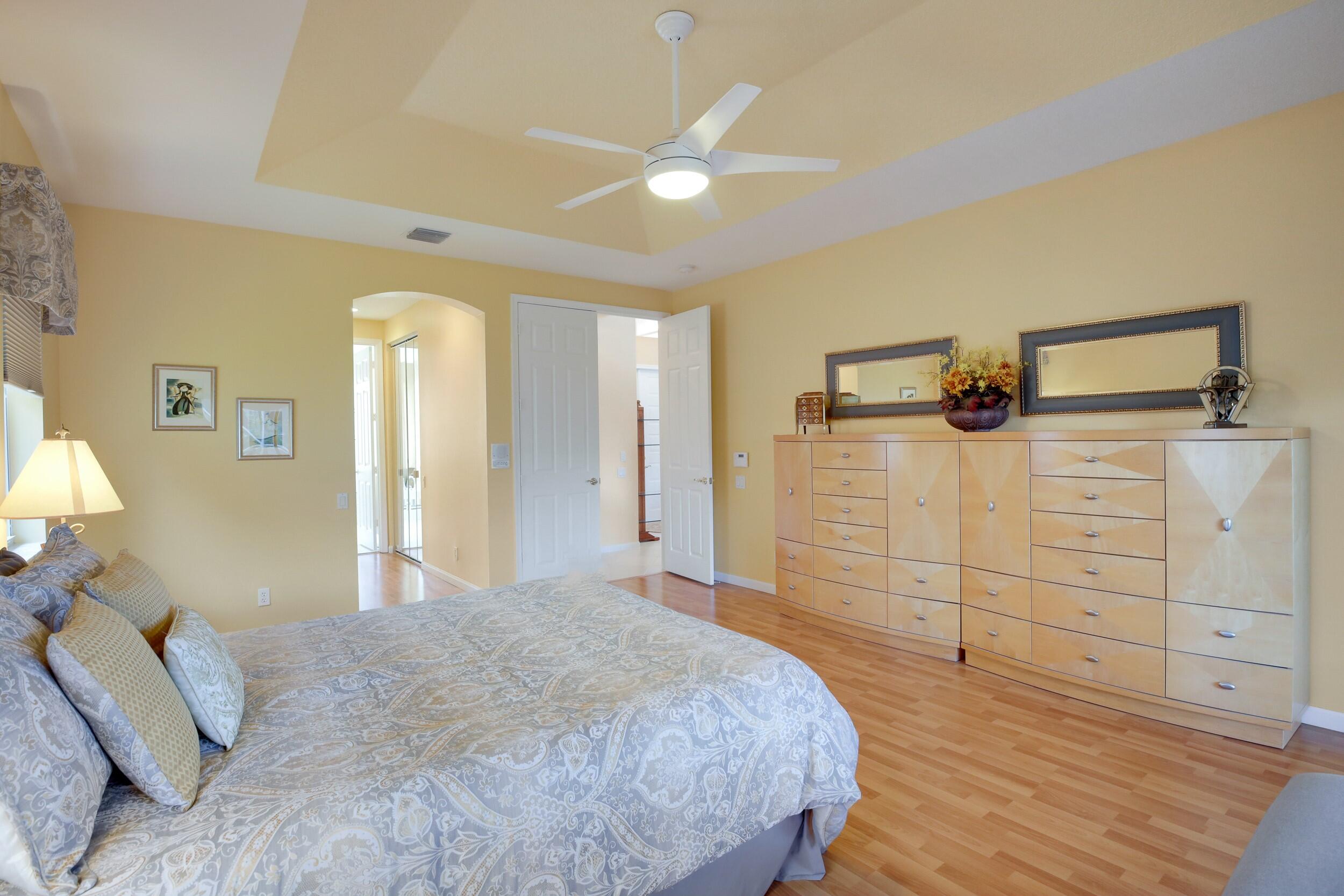 5394 Landon Circle, Boynton Beach