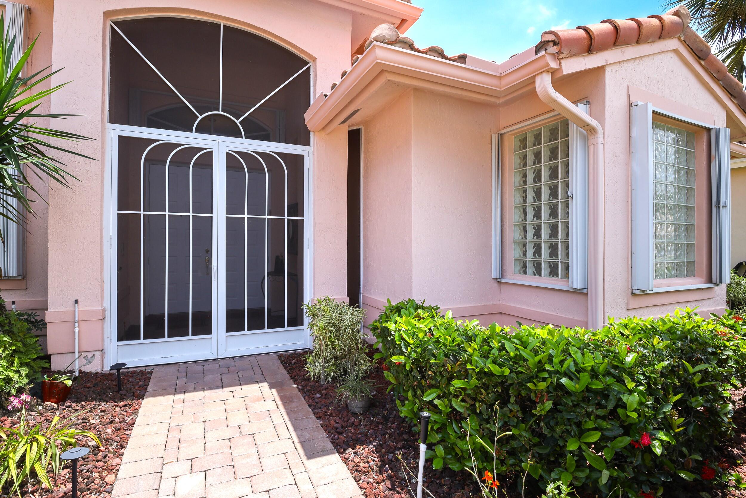5394 Landon Circle, Boynton Beach