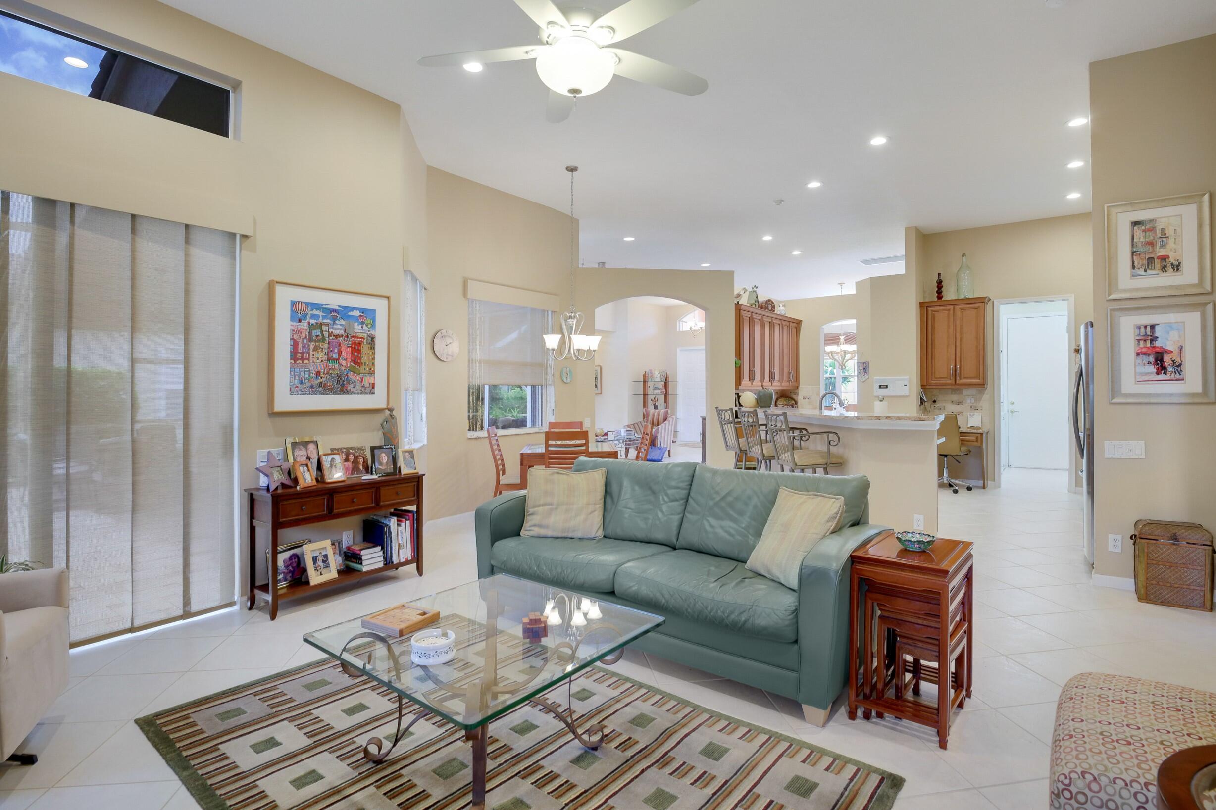 5394 Landon Circle, Boynton Beach