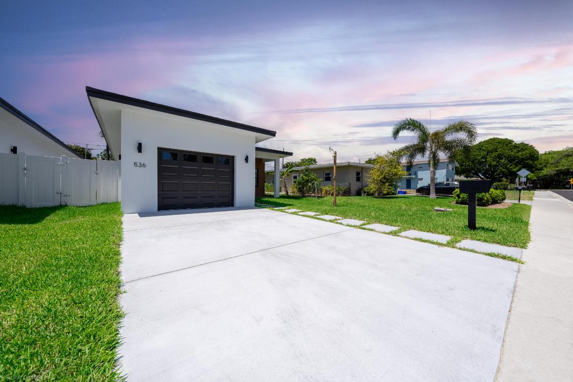 536 NW 12th Avenue, Boynton Beach