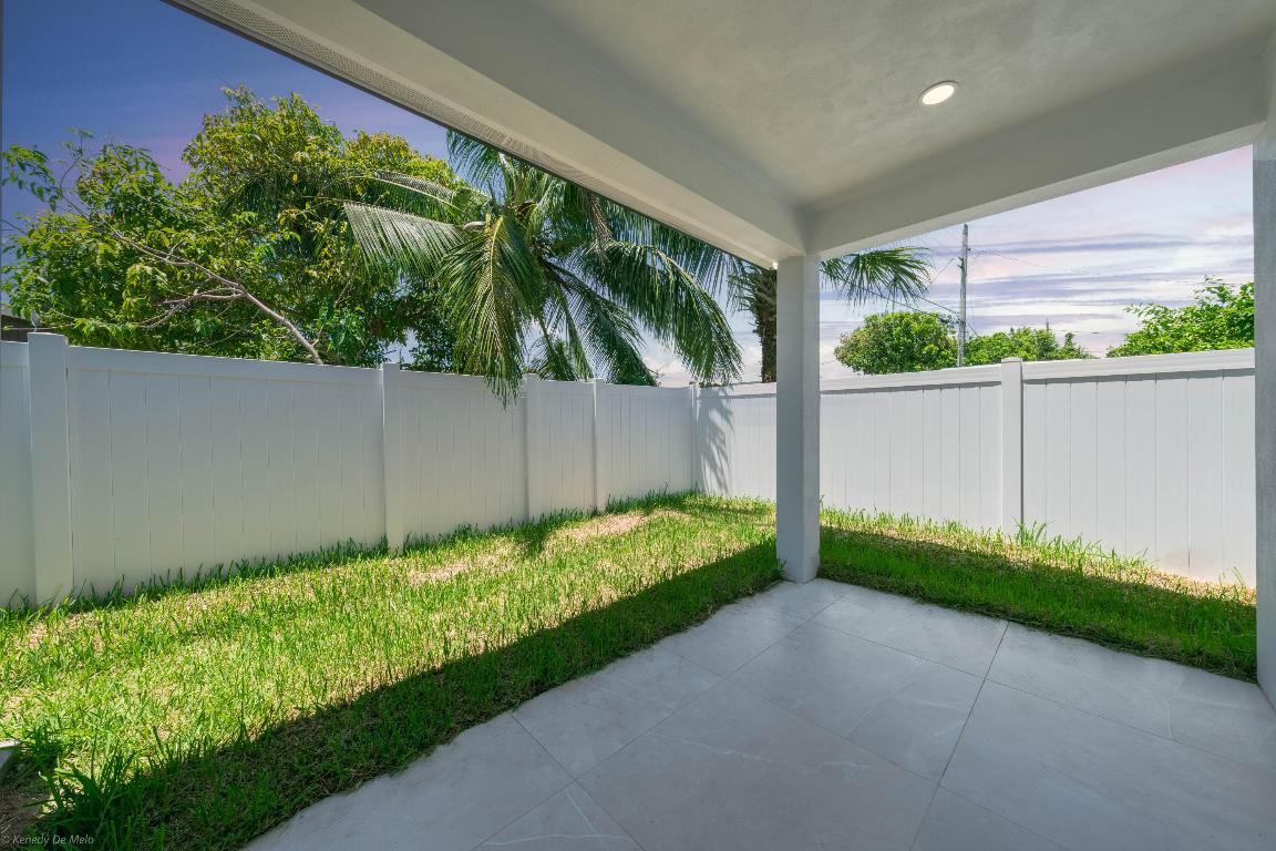 536 NW 12th Avenue, Boynton Beach