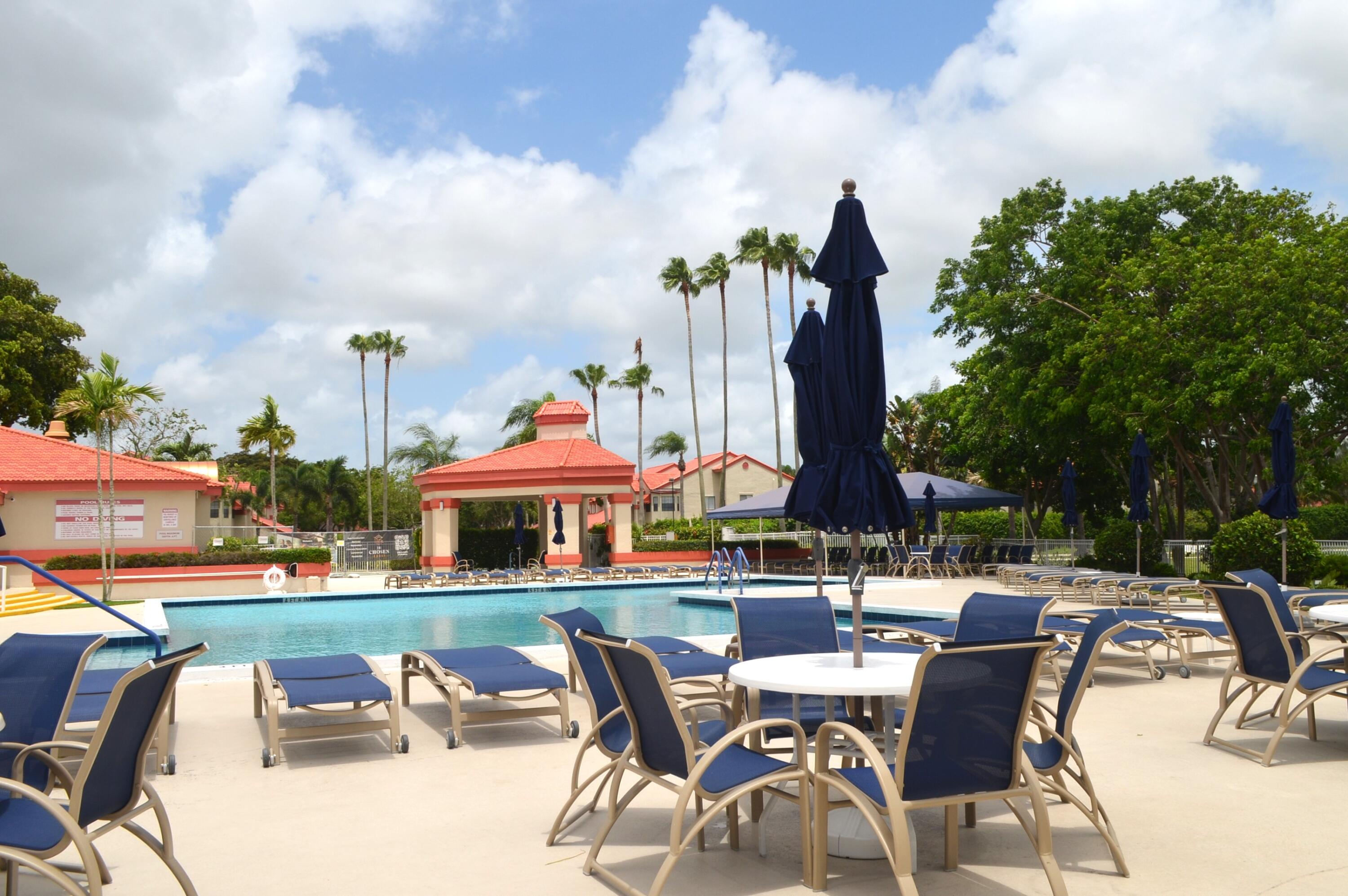 7756 Lexington Club Boulevard B
