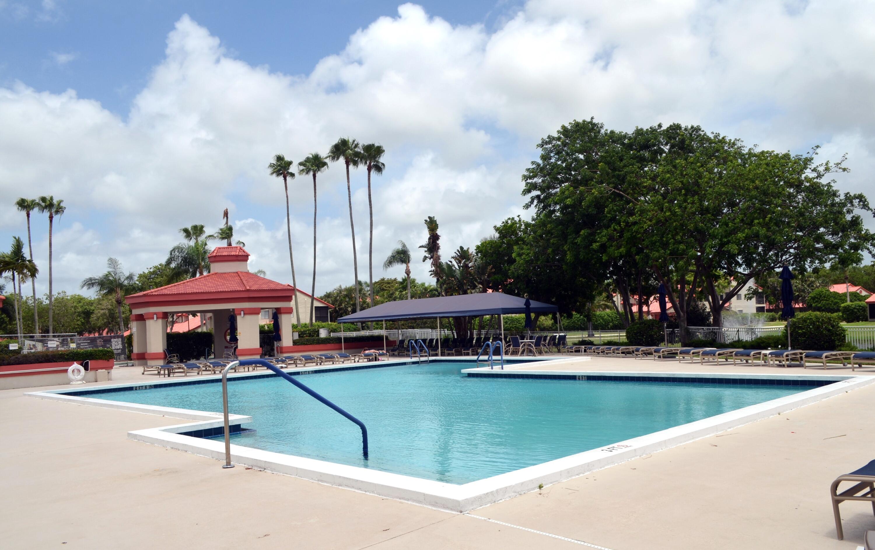7756 Lexington Club Boulevard B