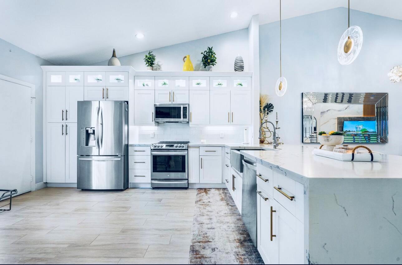 7756 Lexington Club Boulevard B