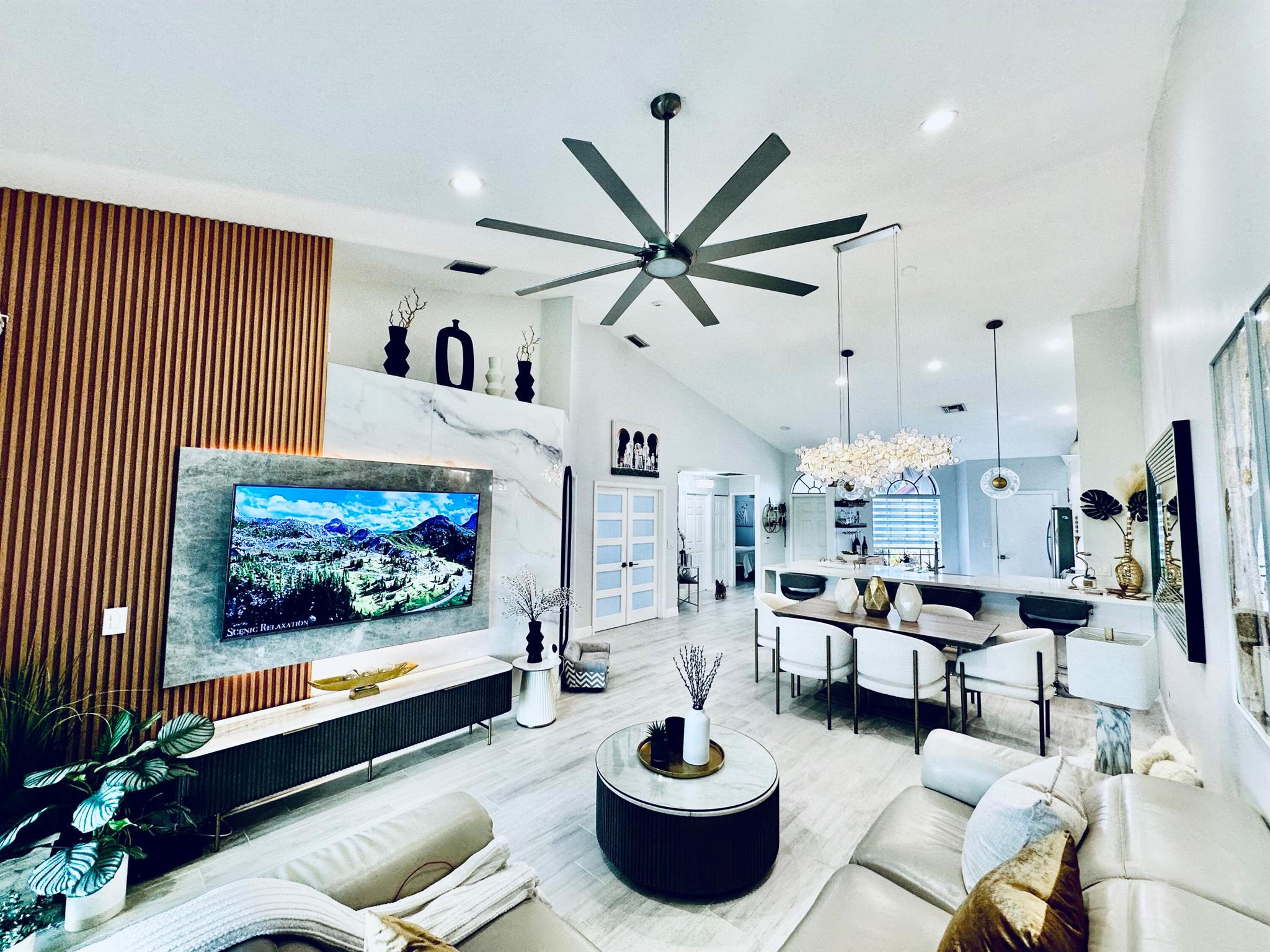 7756 Lexington Club Boulevard B