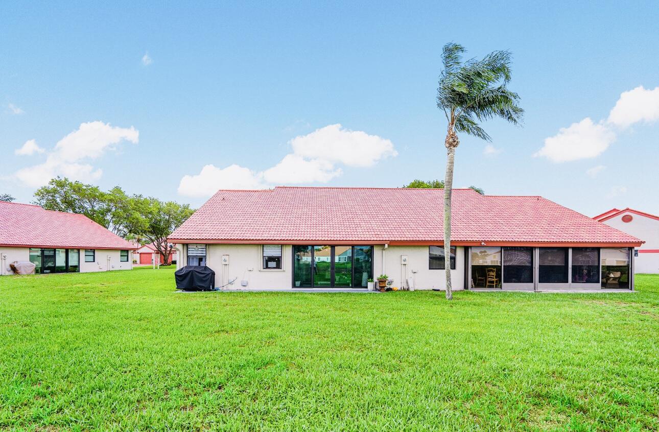 7756 Lexington Club Boulevard B