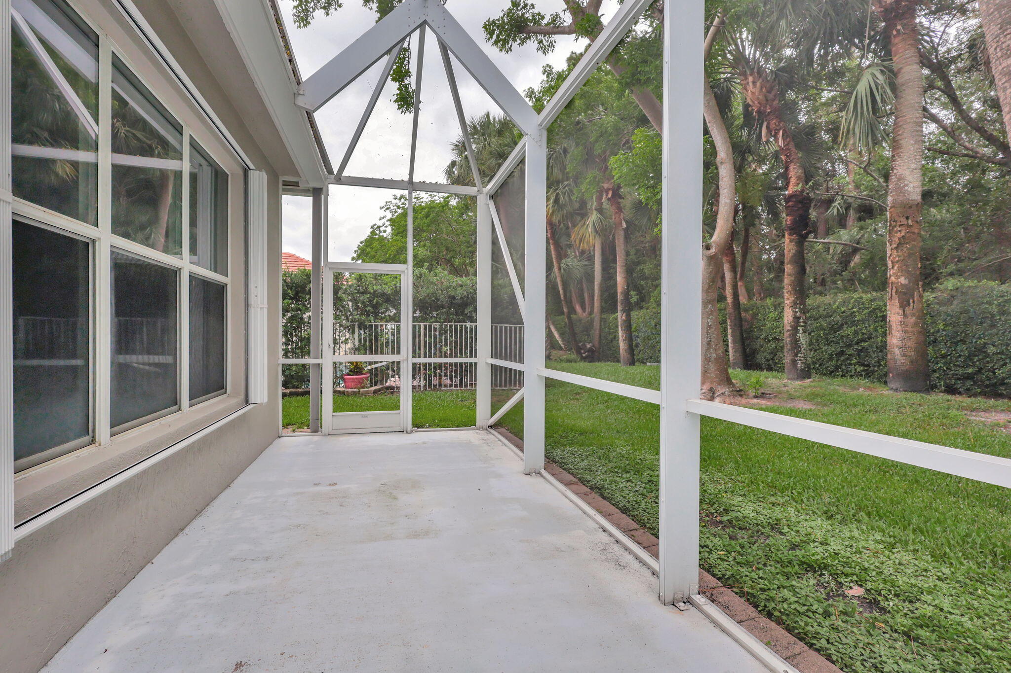 433 Cottagewood Lane