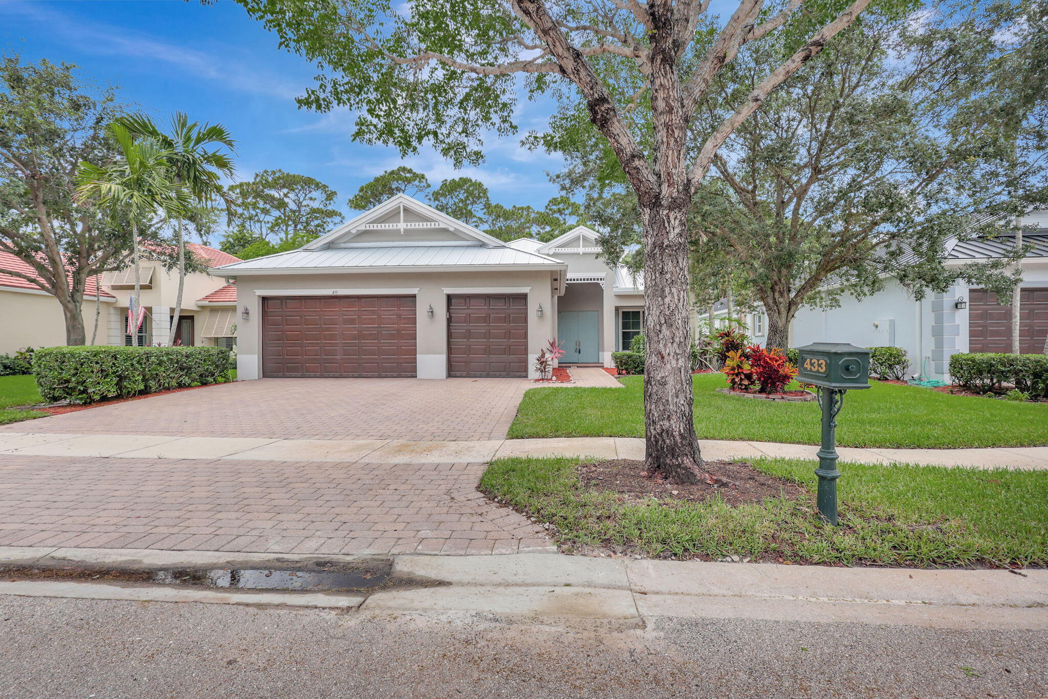 433 Cottagewood Lane