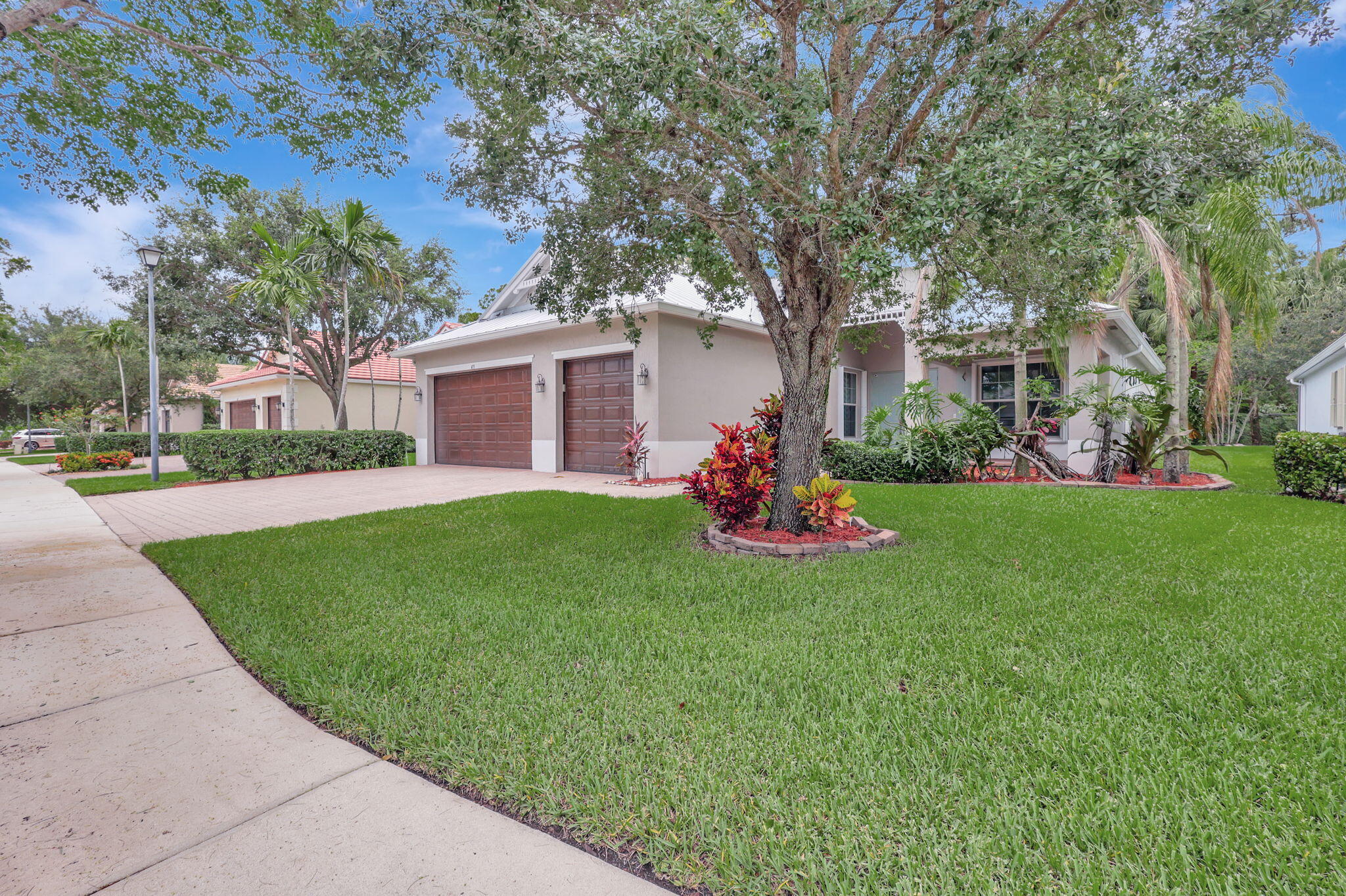 433 Cottagewood Lane