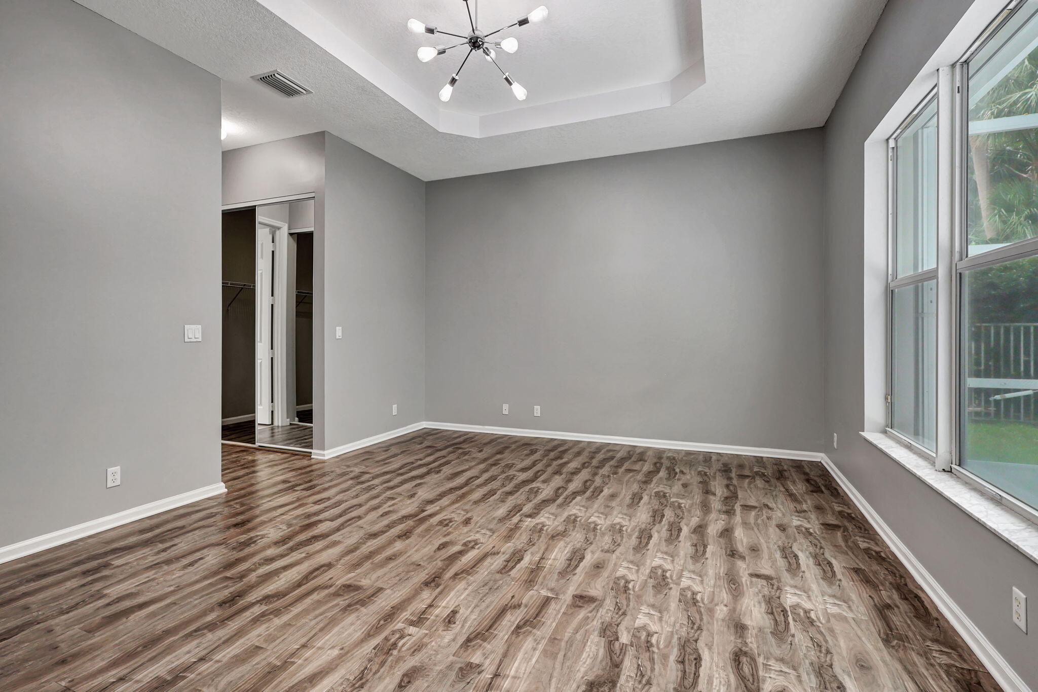 433 Cottagewood Lane