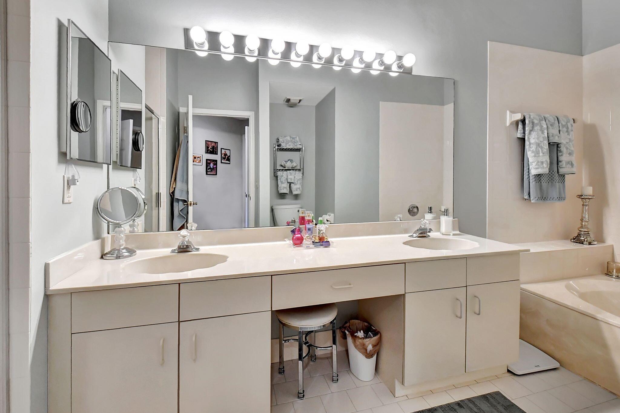 7865 Lexington Club Boulevard A