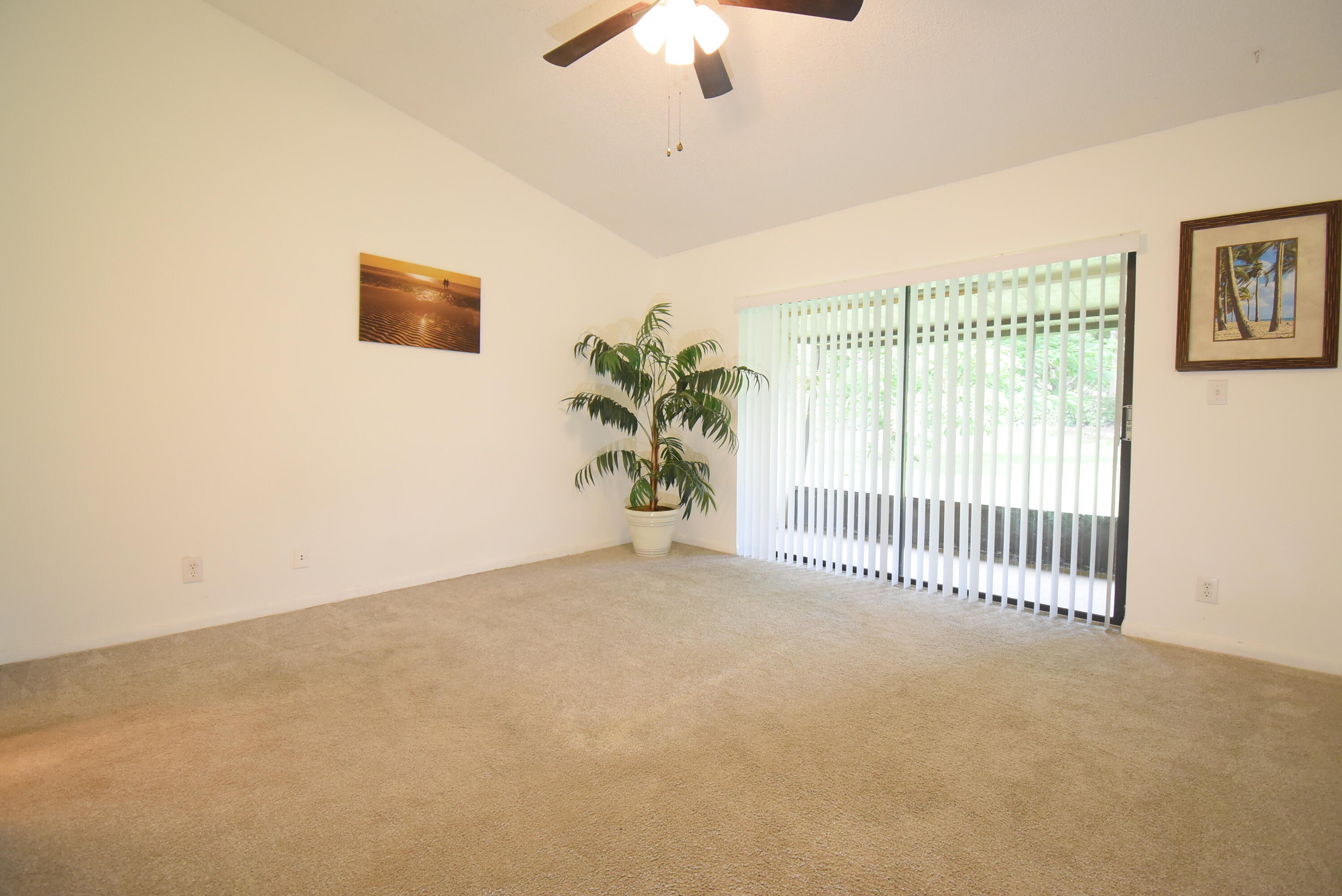 22702 Vistawood Way