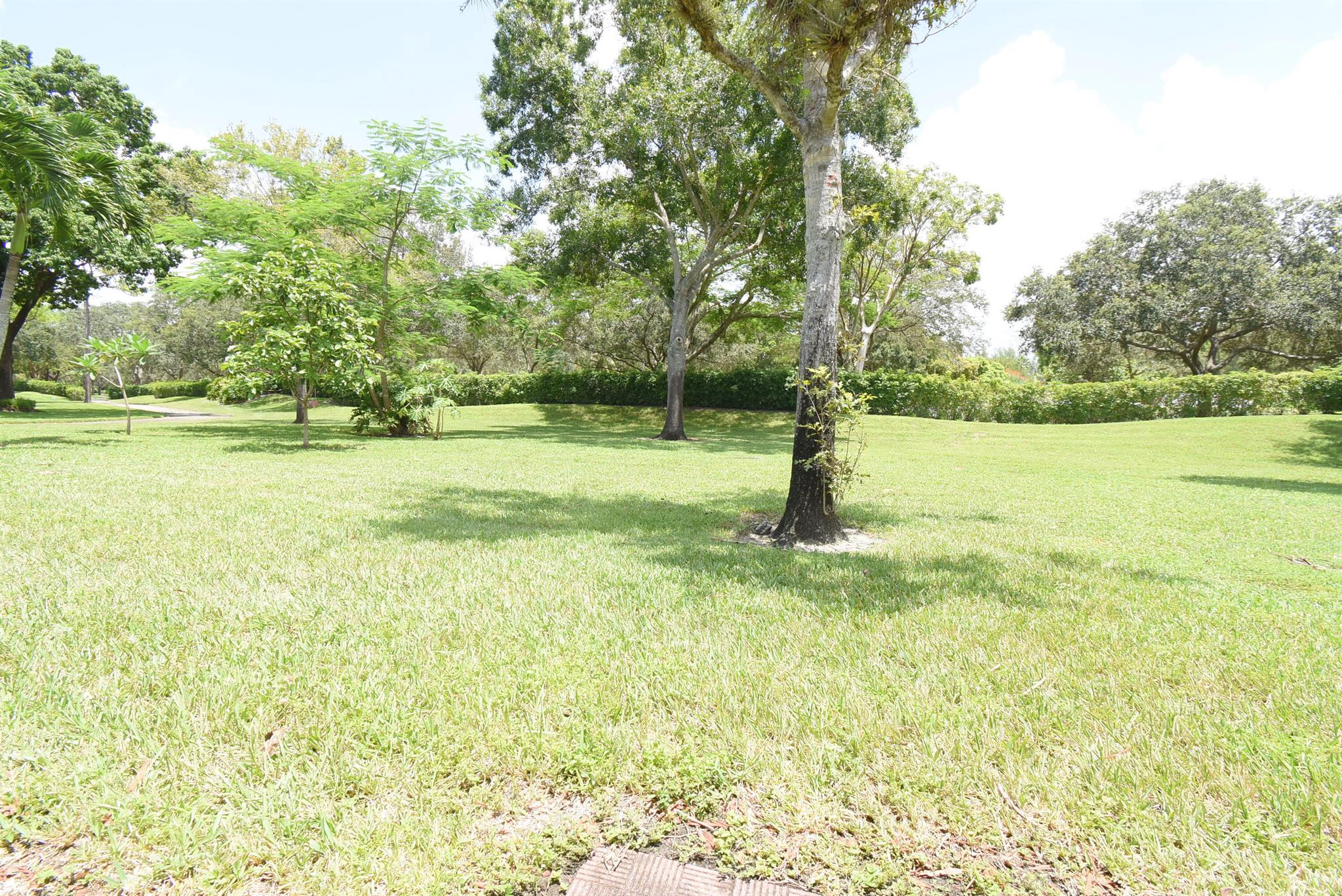 22702 Vistawood Way