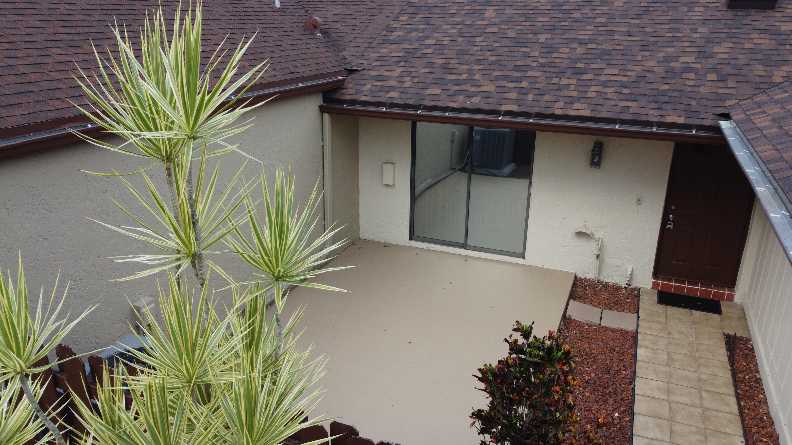 22702 Vistawood Way