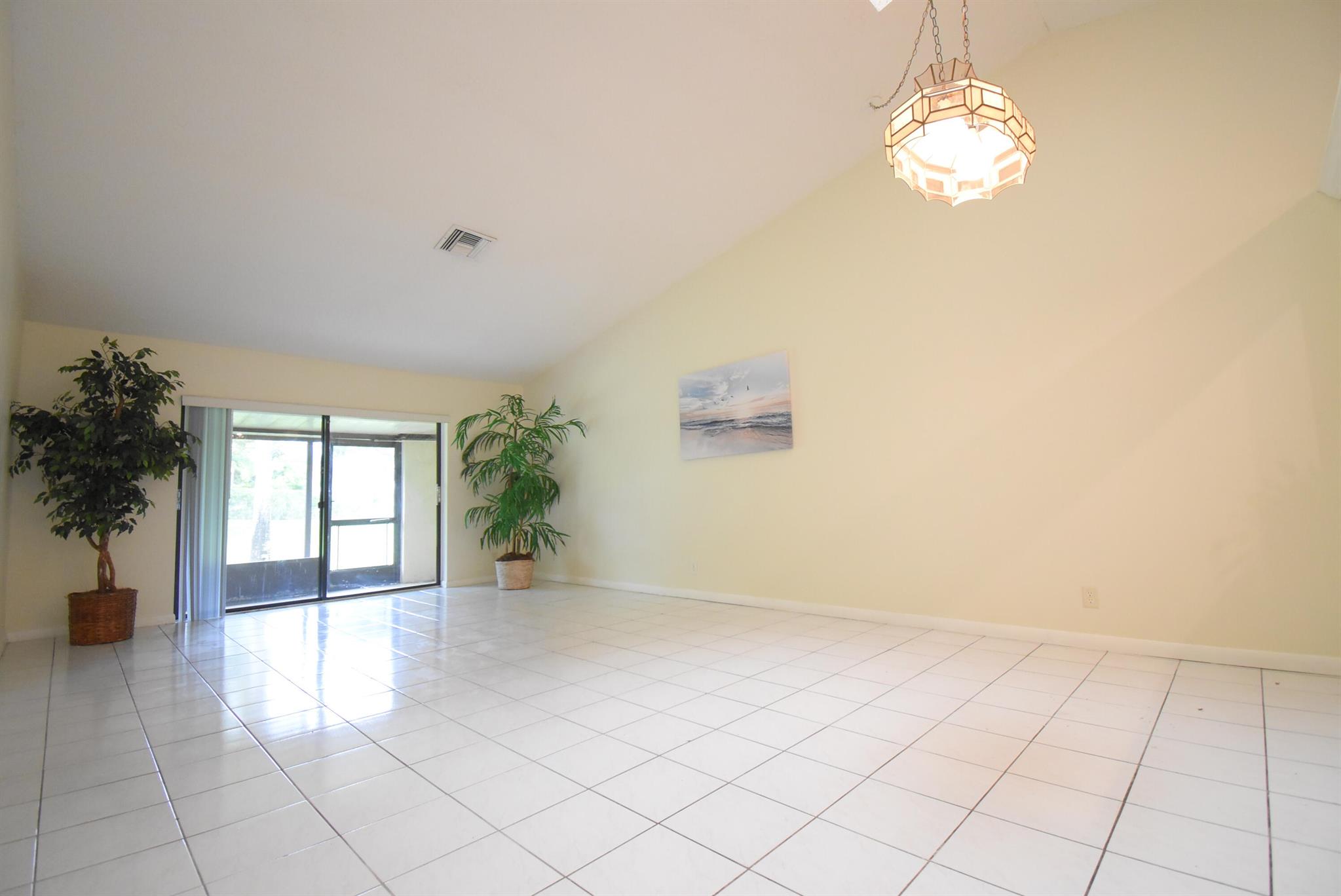 22702 Vistawood Way