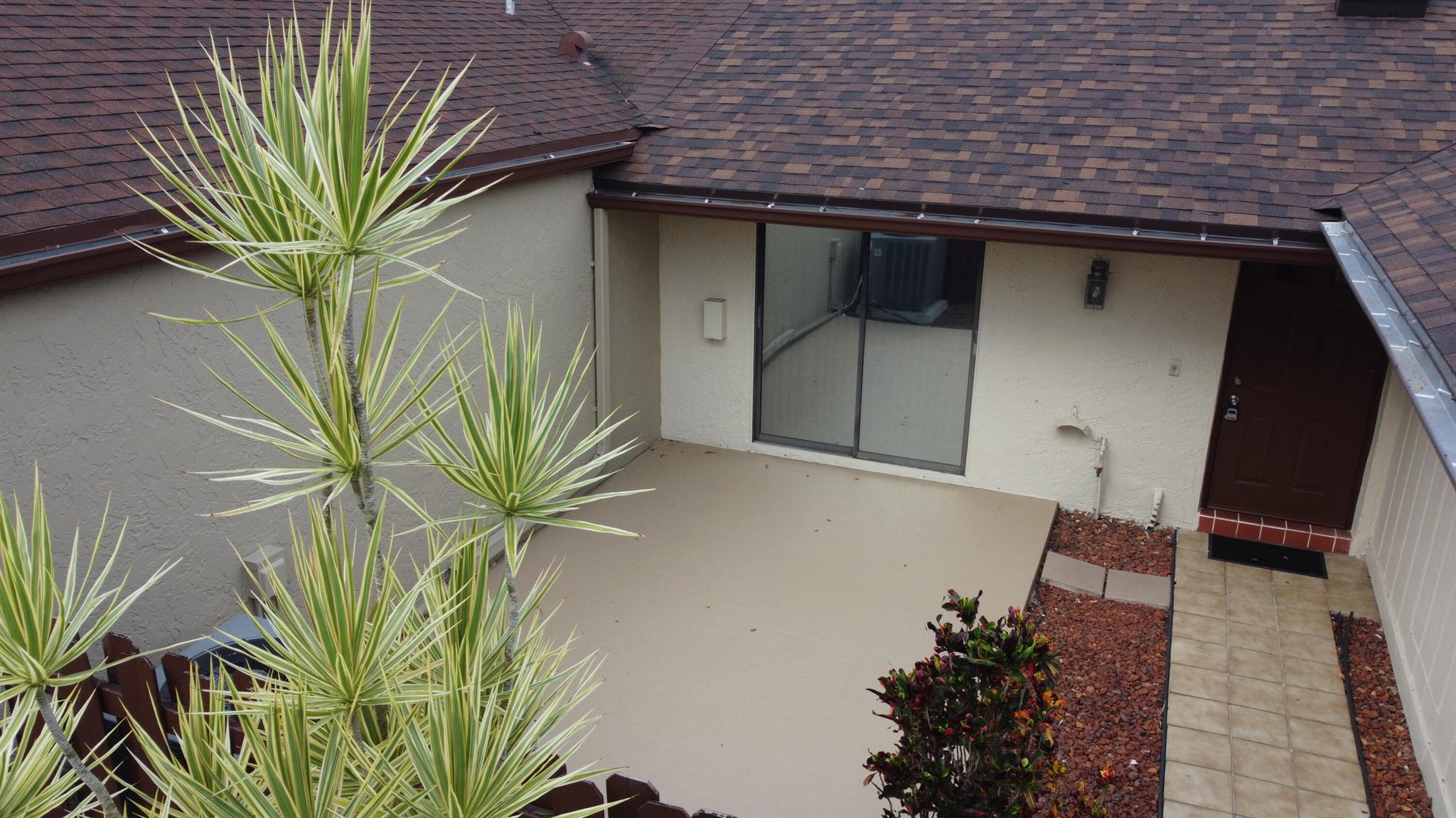 22702 Vistawood Way