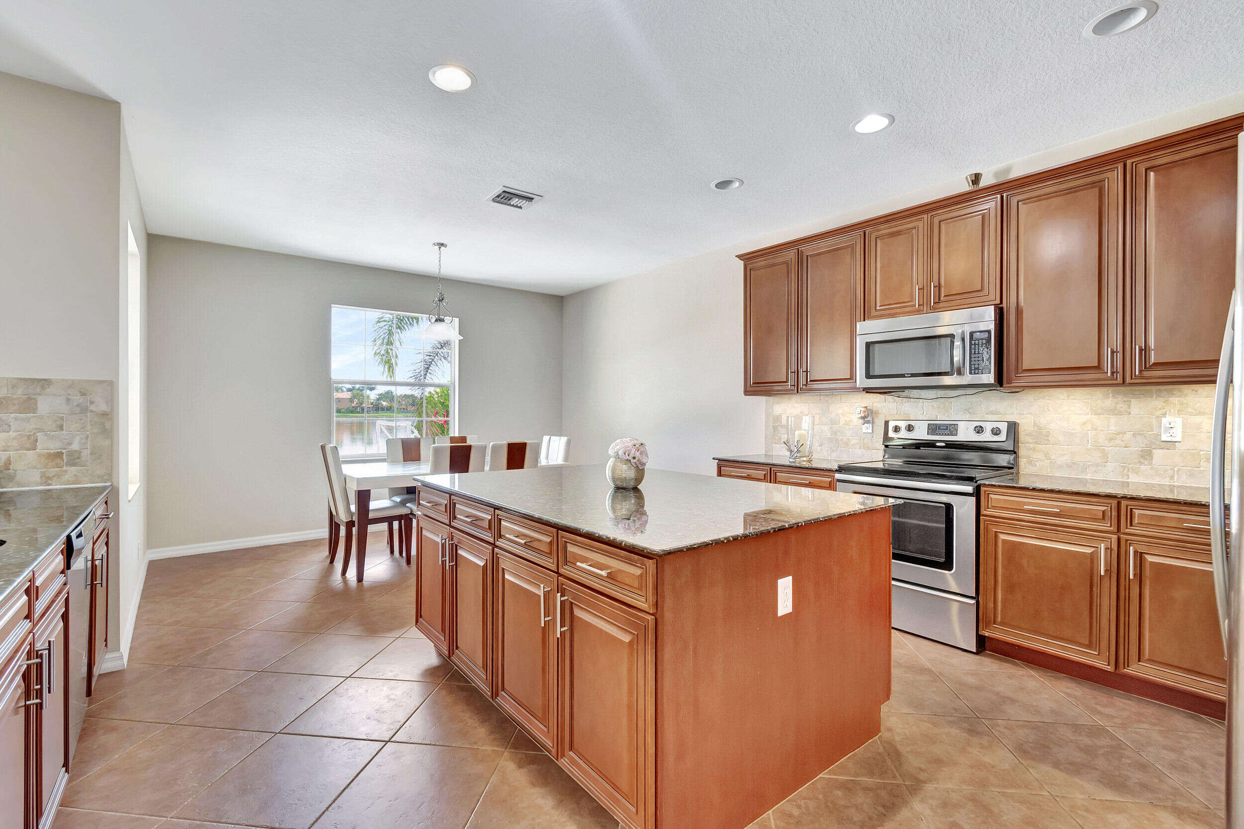 10583 Longleaf Lane