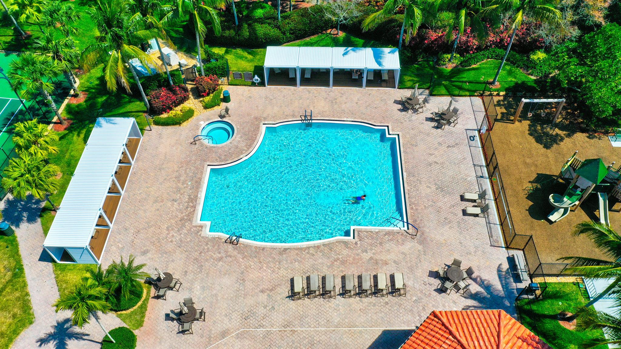 10583 Longleaf Lane