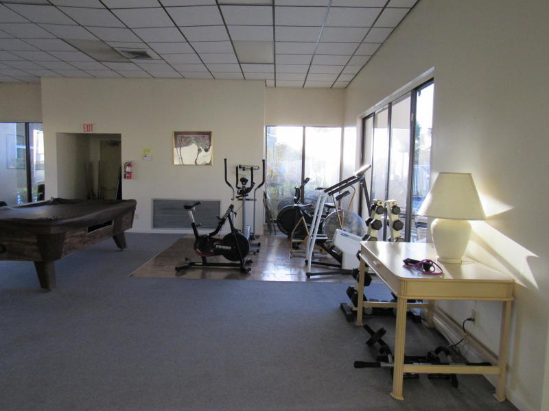 2050 Oleander Boulevard 4-101