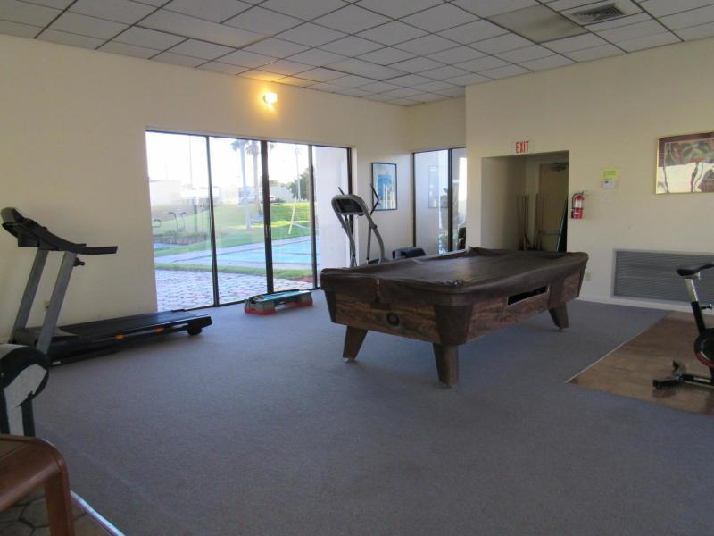 2050 Oleander Boulevard 4-101