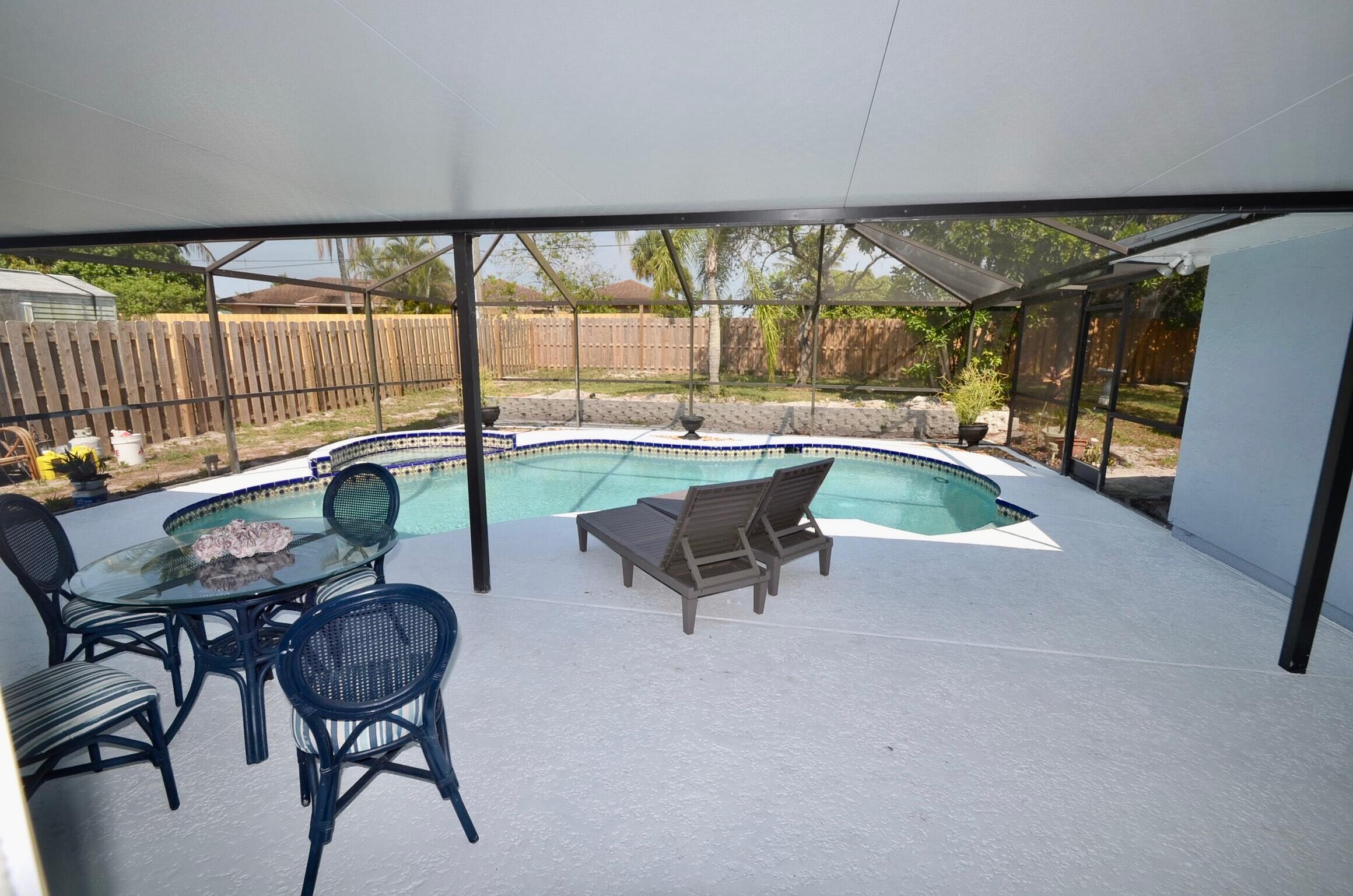 2044 SE Crowberry Drive