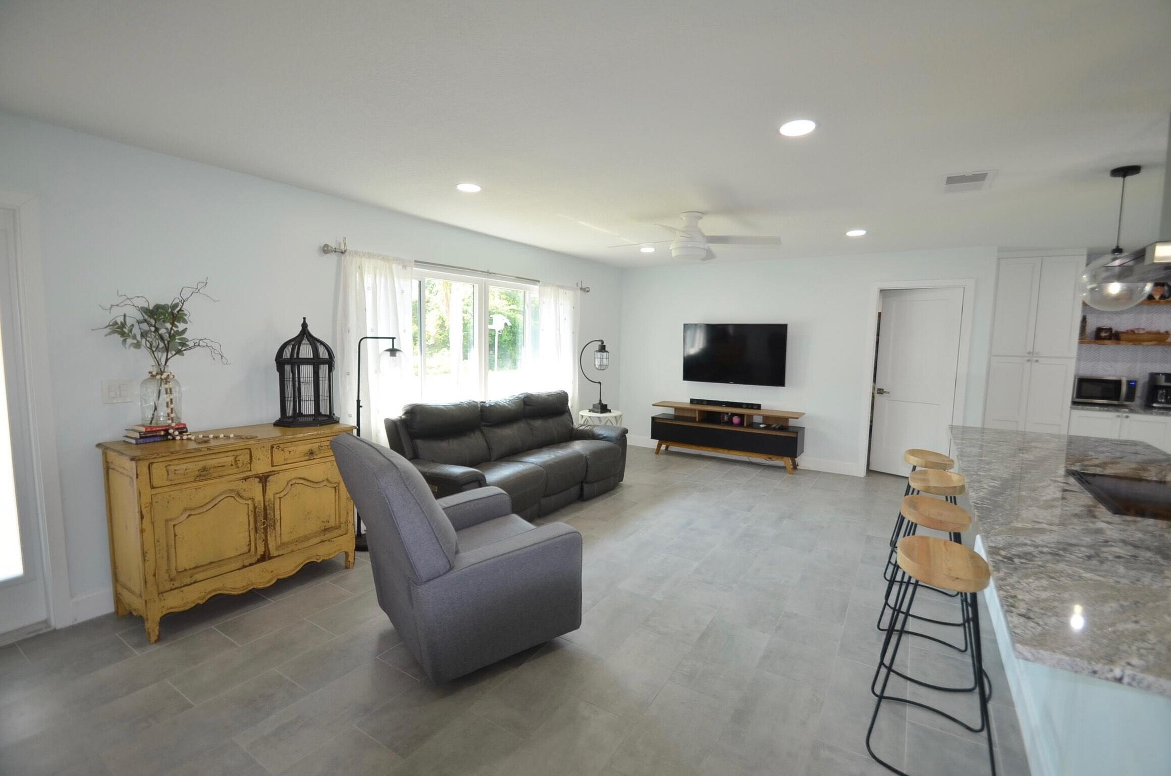 2044 SE Crowberry Drive