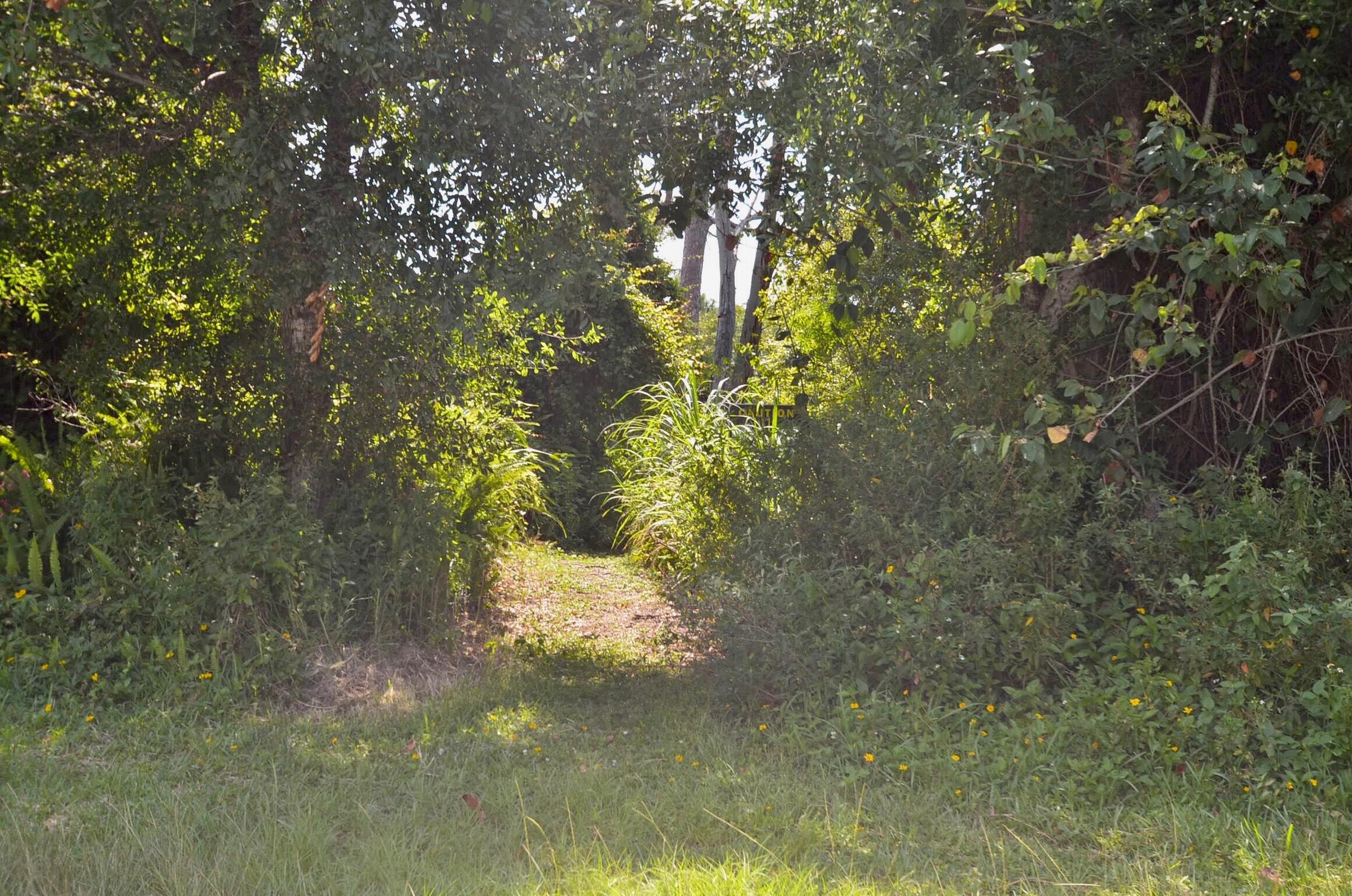 2044 SE Crowberry Drive