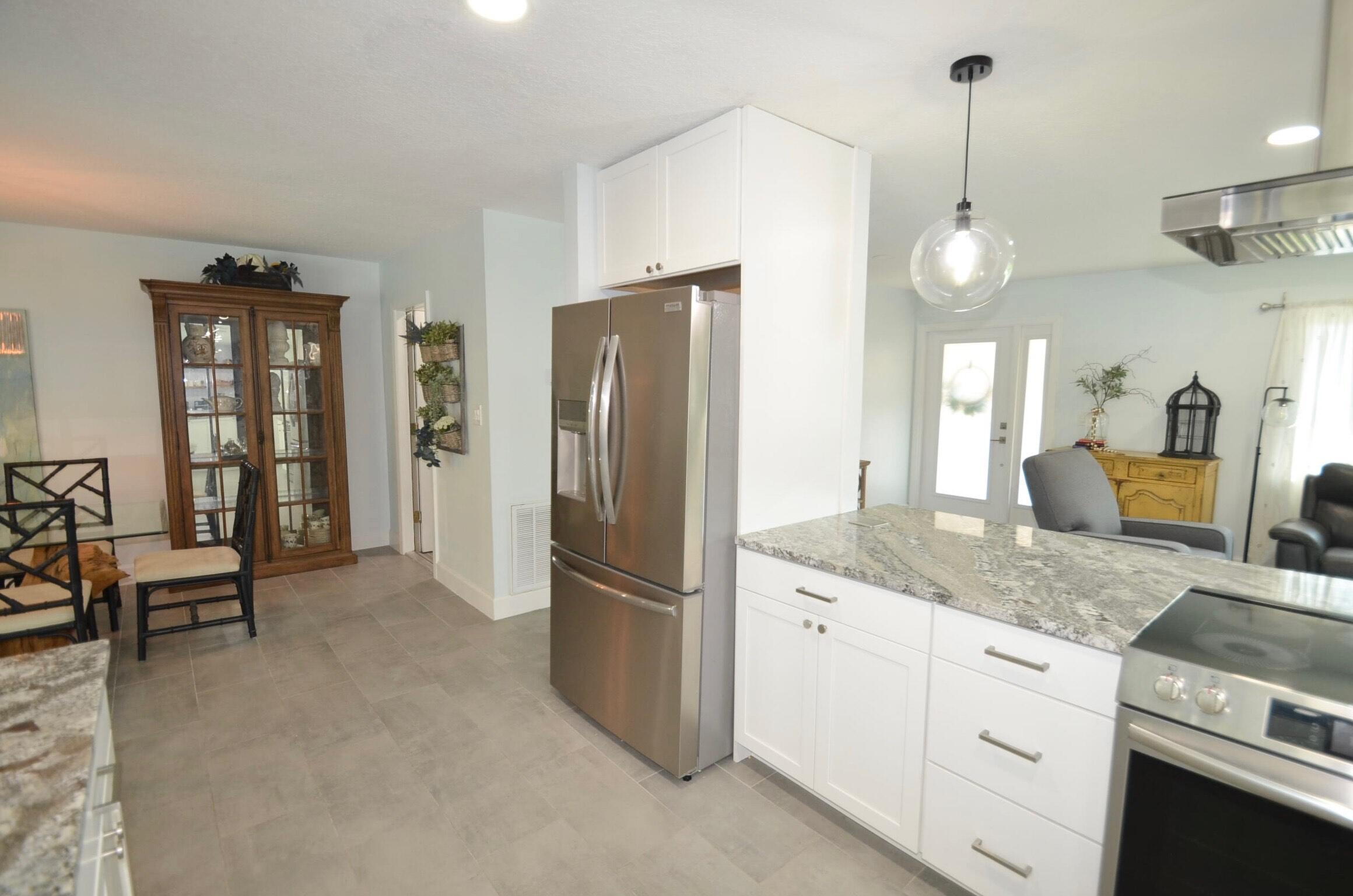 2044 SE Crowberry Drive