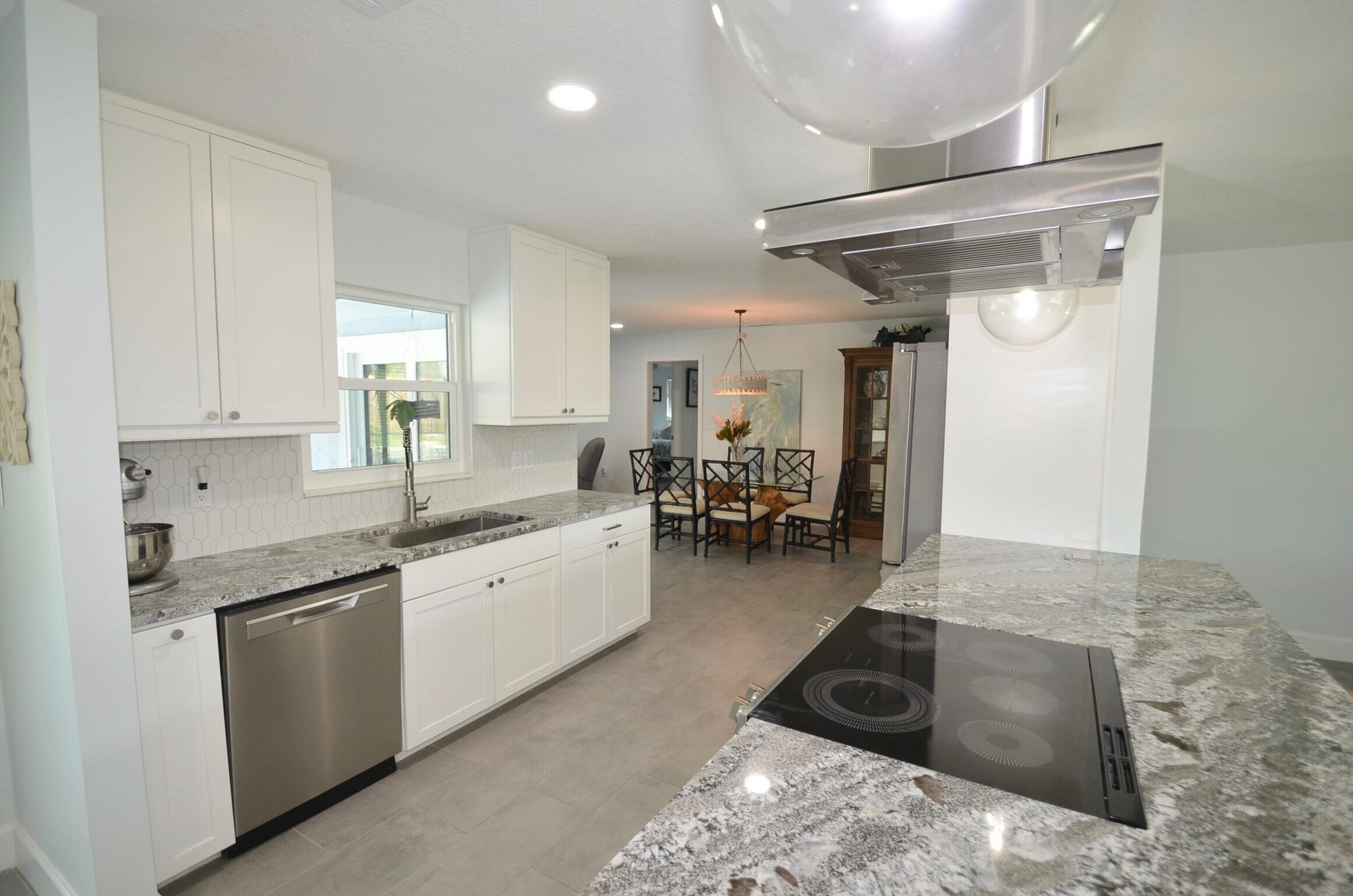 2044 SE Crowberry Drive