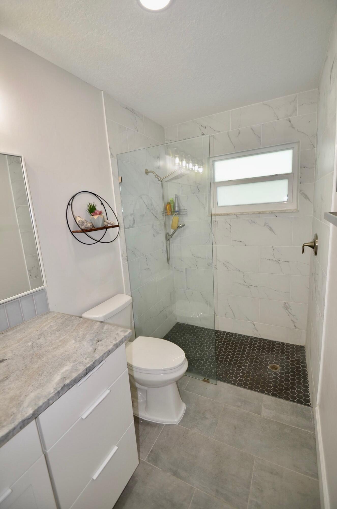 2044 SE Crowberry Drive