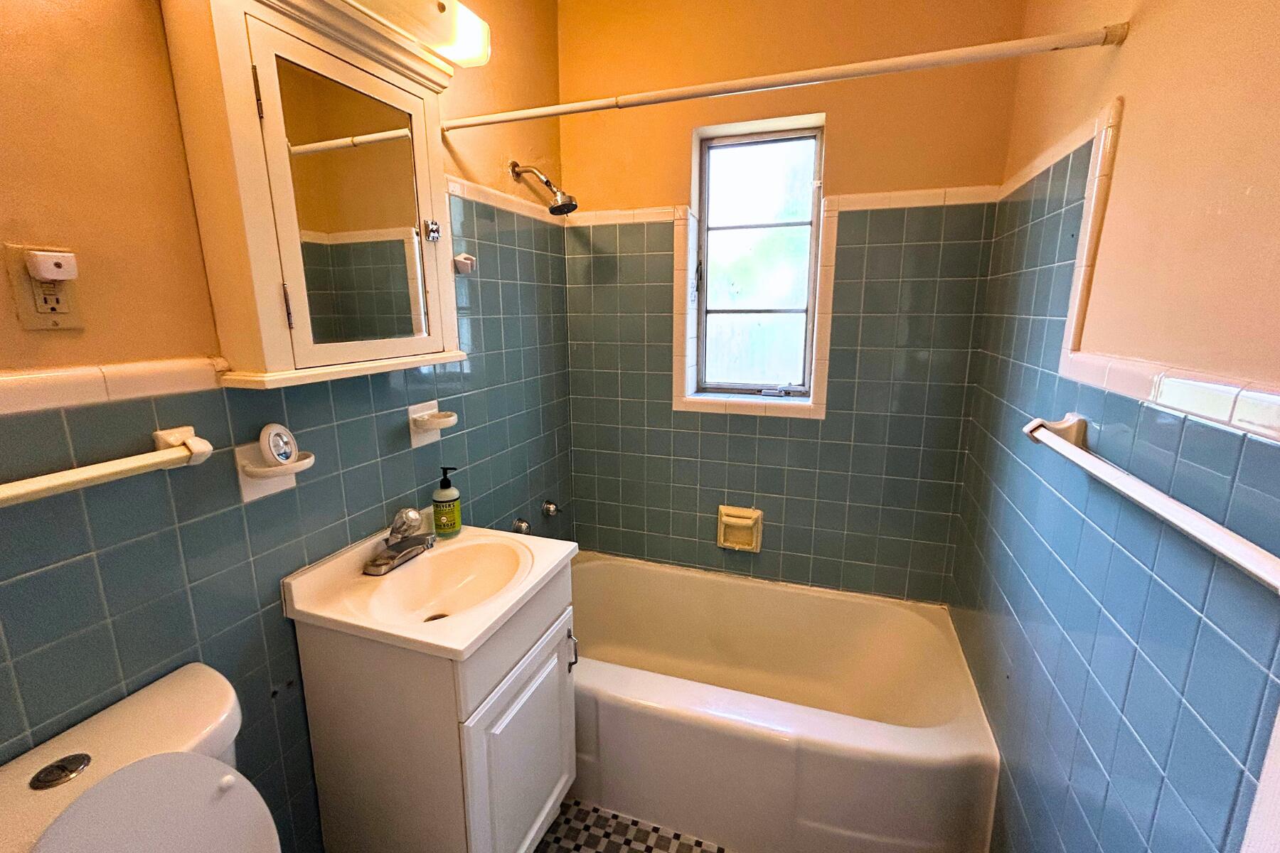 330 S Ocean Breeze 2