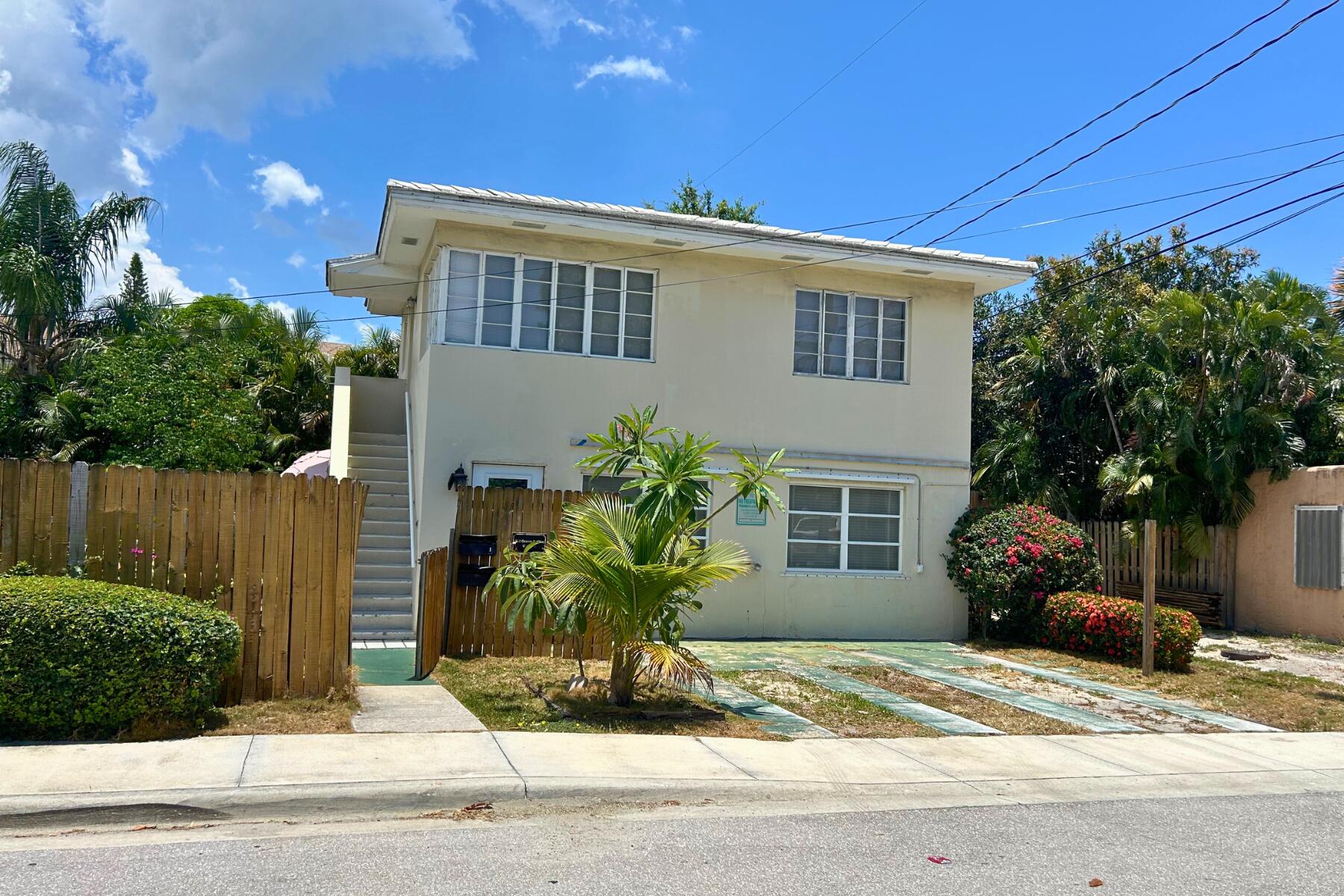 330 S Ocean Breeze 2