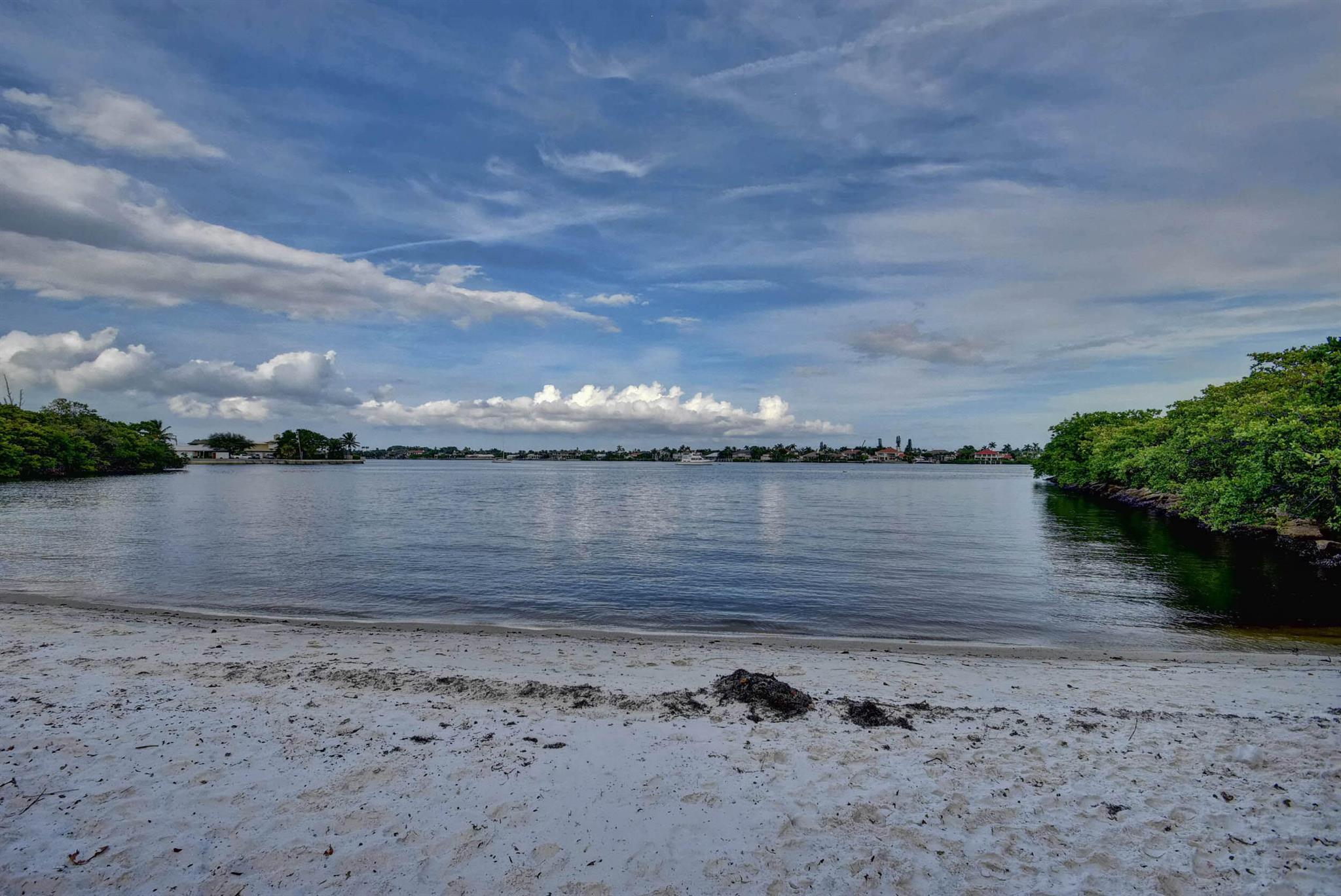 1200 Scotia Drive 405